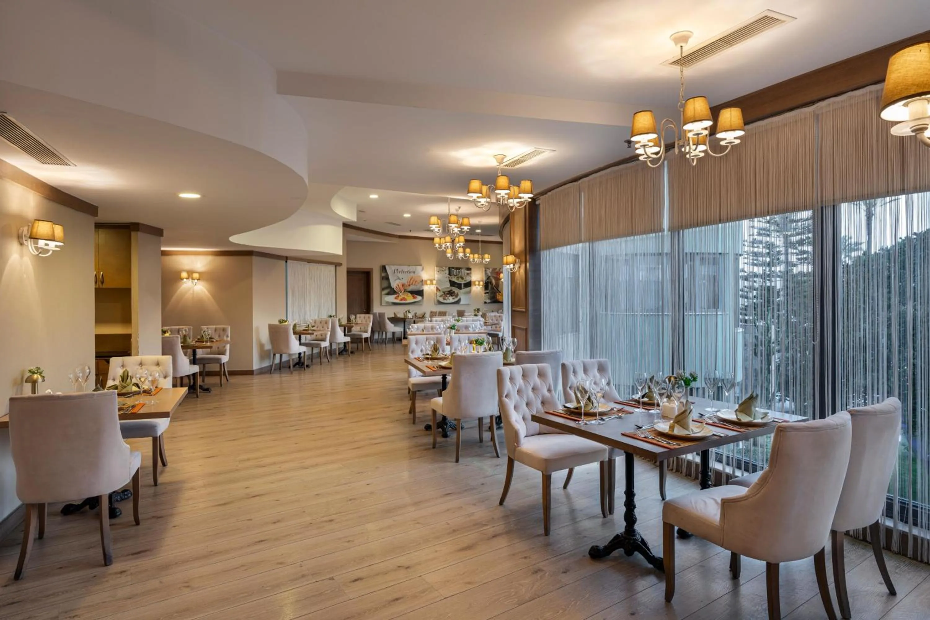 Restaurant/places to eat in Limak Atlantis Deluxe Hotel Belek