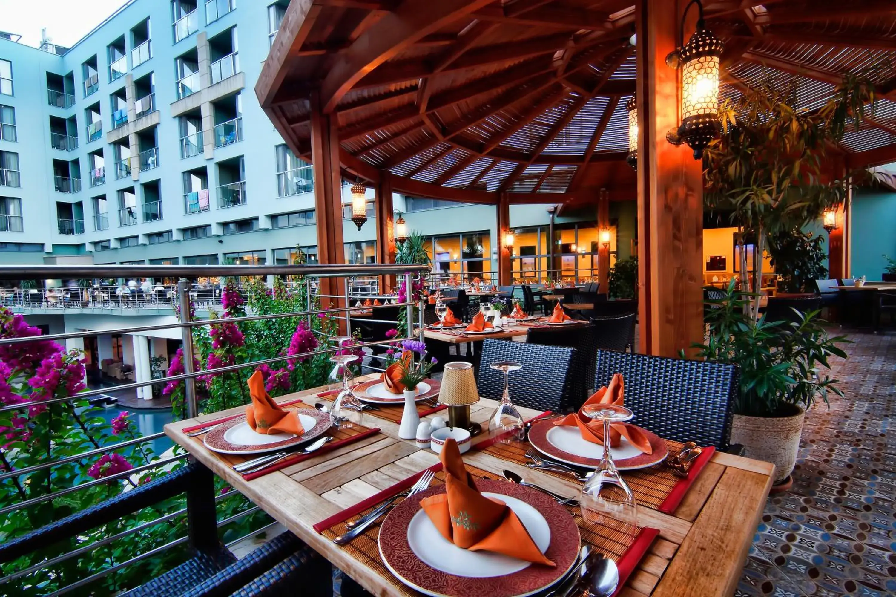 Dinner, Restaurant/Places to Eat in Limak Atlantis Deluxe Hotel-2 Children Free up to Age 14