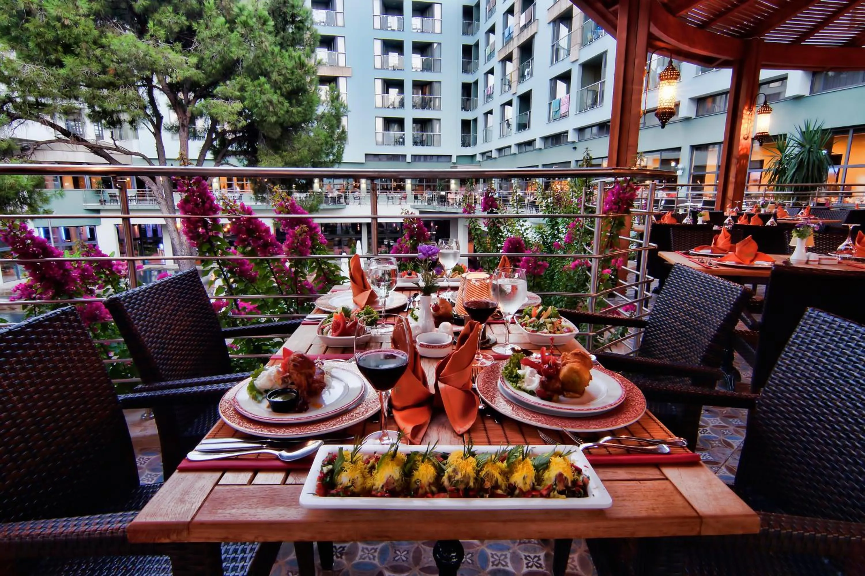 Restaurant/places to eat in Limak Atlantis Deluxe Hotel Belek