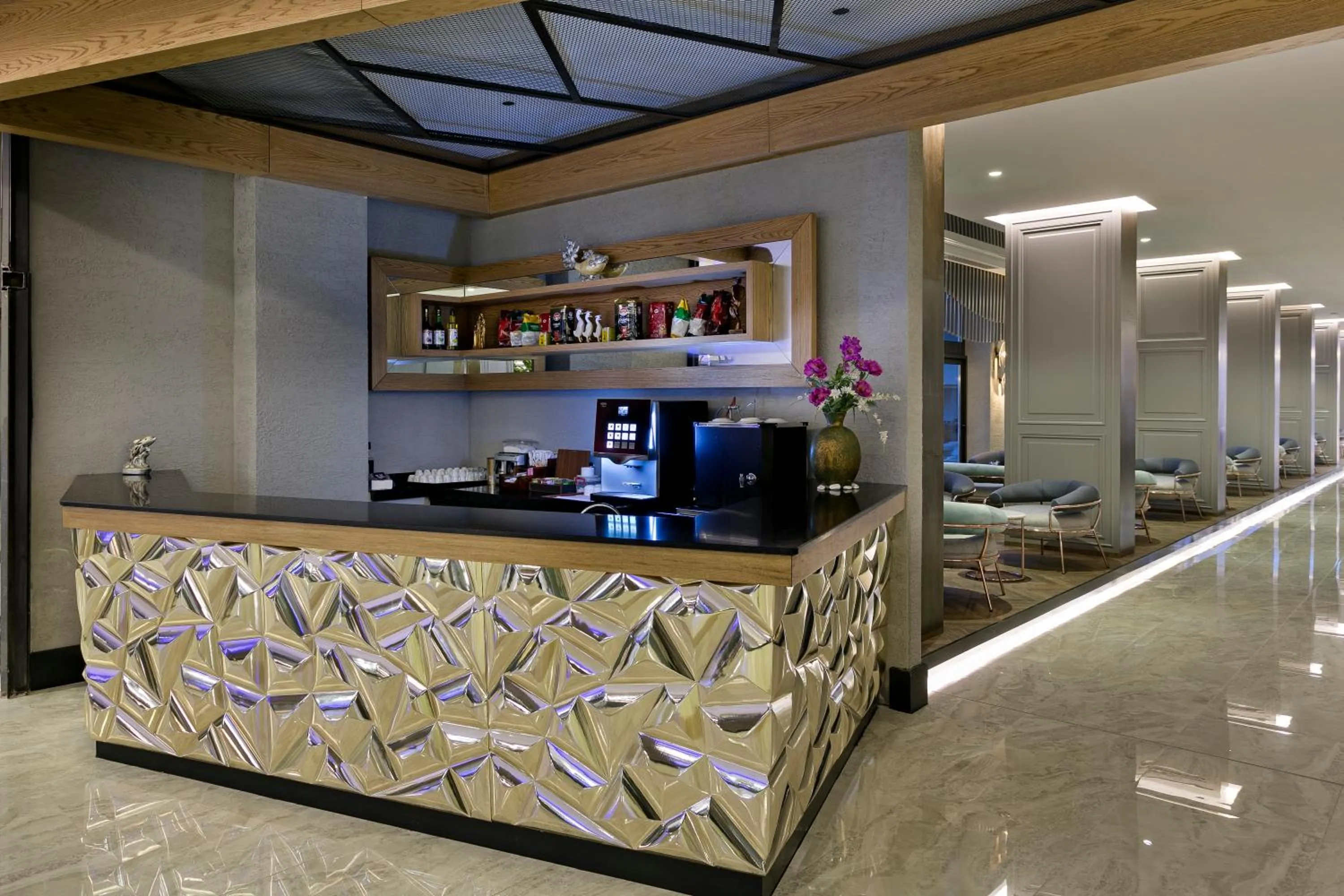 Lounge or bar in Limak Atlantis Deluxe Hotel Belek