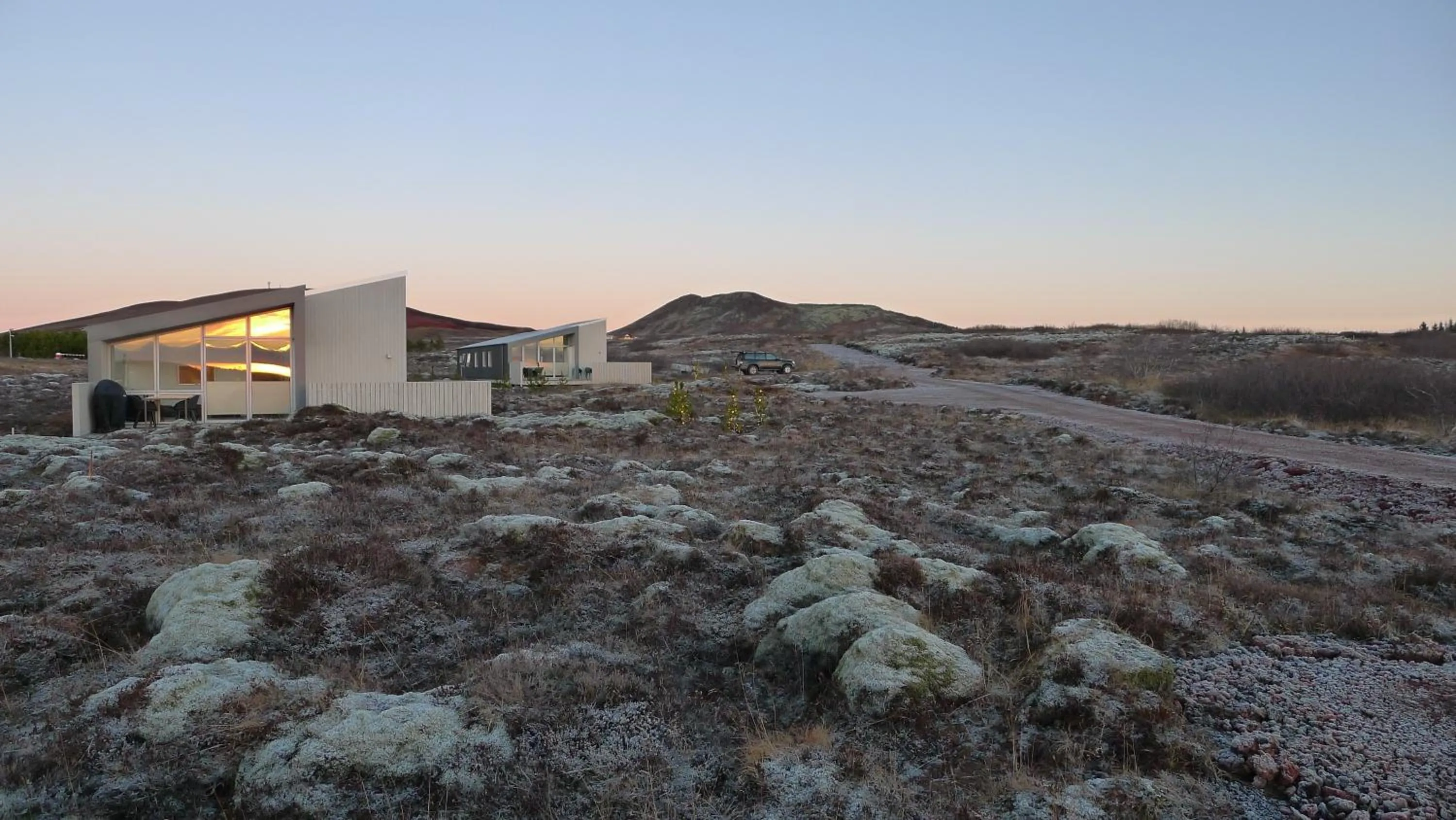 Kerbyggd: Luxury house and cottage in golden circle