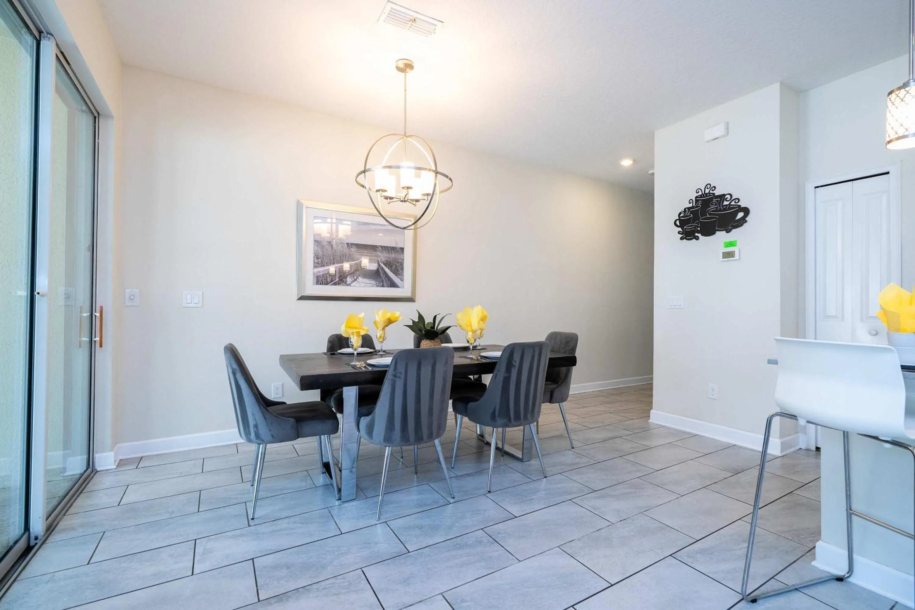 Family Friendly Four Bedrooms w/ Pool 4896