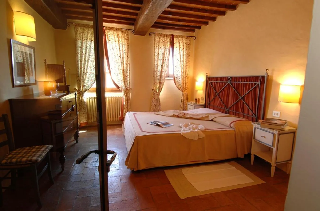 Bedroom, Bed in Castello Di Gargonza