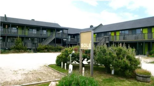 Solé Beach