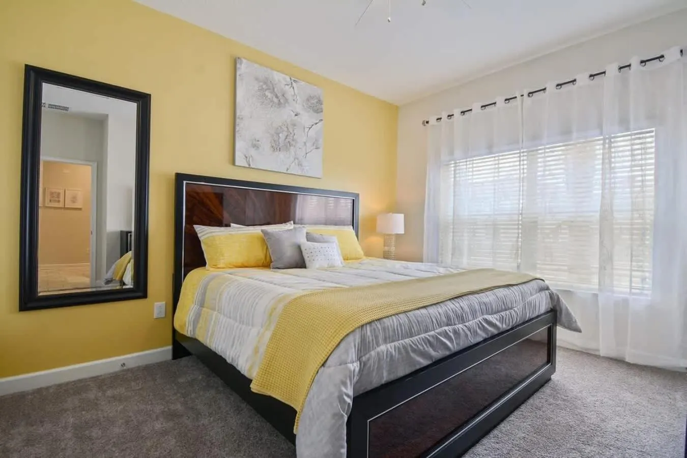Bed in Four Bedrooms close to Disney w Pool 4898