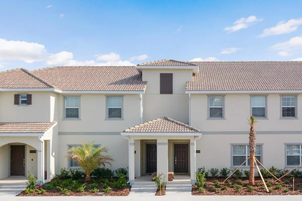 Four Bedrooms close to Disney w Pool 4898