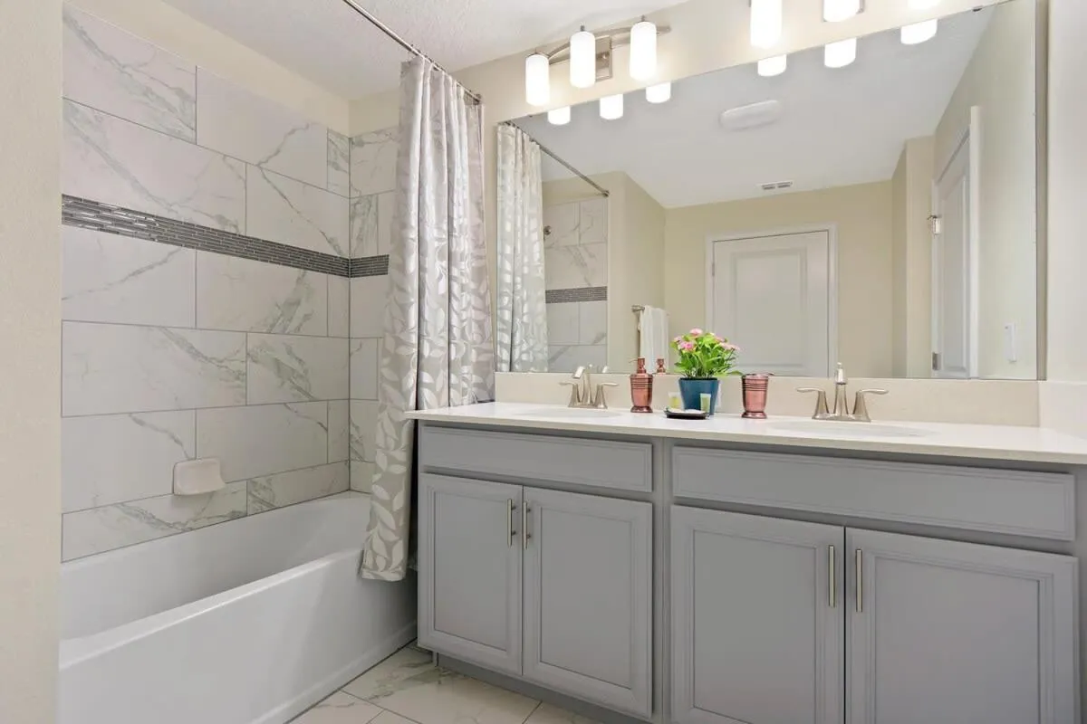 Four Bedrooms close to Disney w Pool 4898