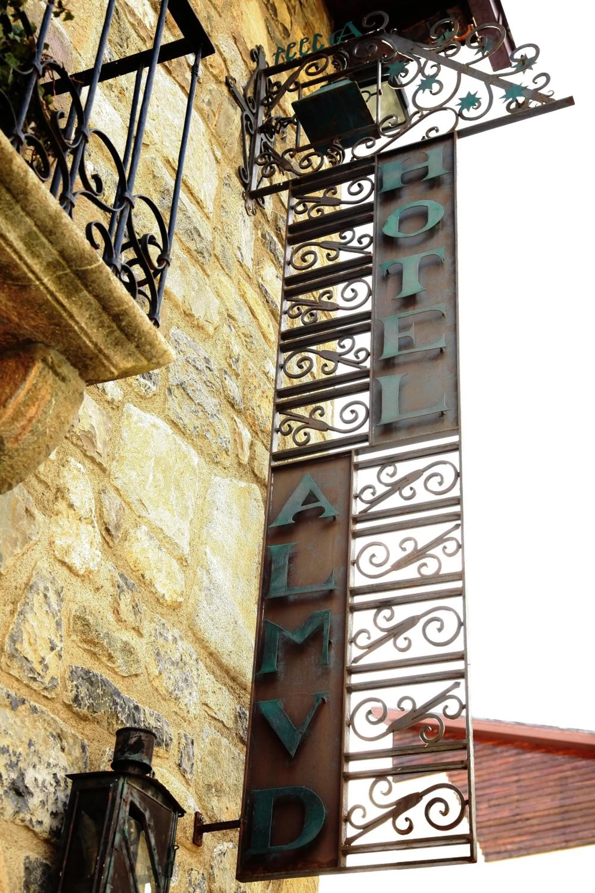 Facade/entrance in Hotel Almud