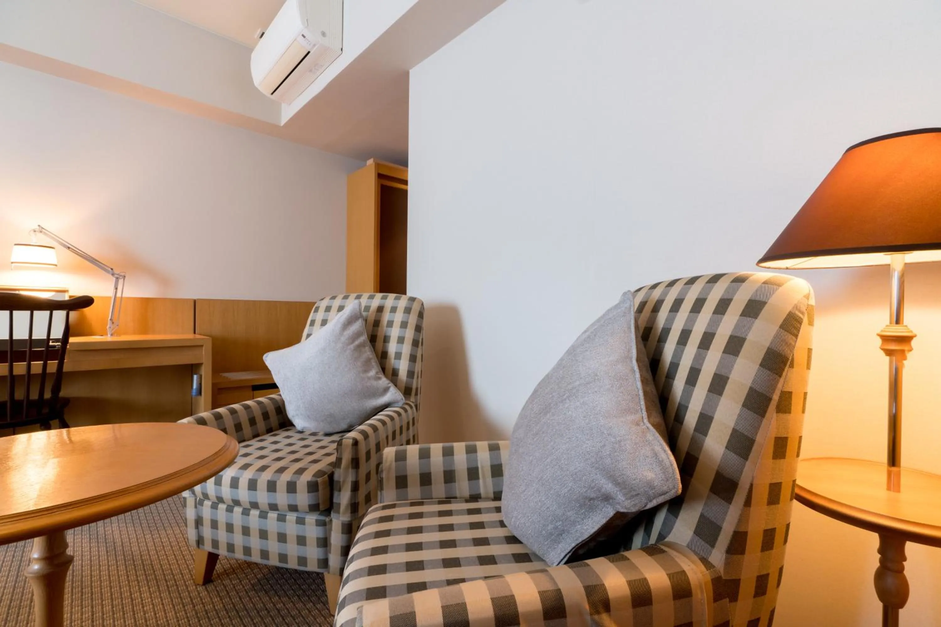 Photo of the whole room in Matsumoto Marunouchi Hotel