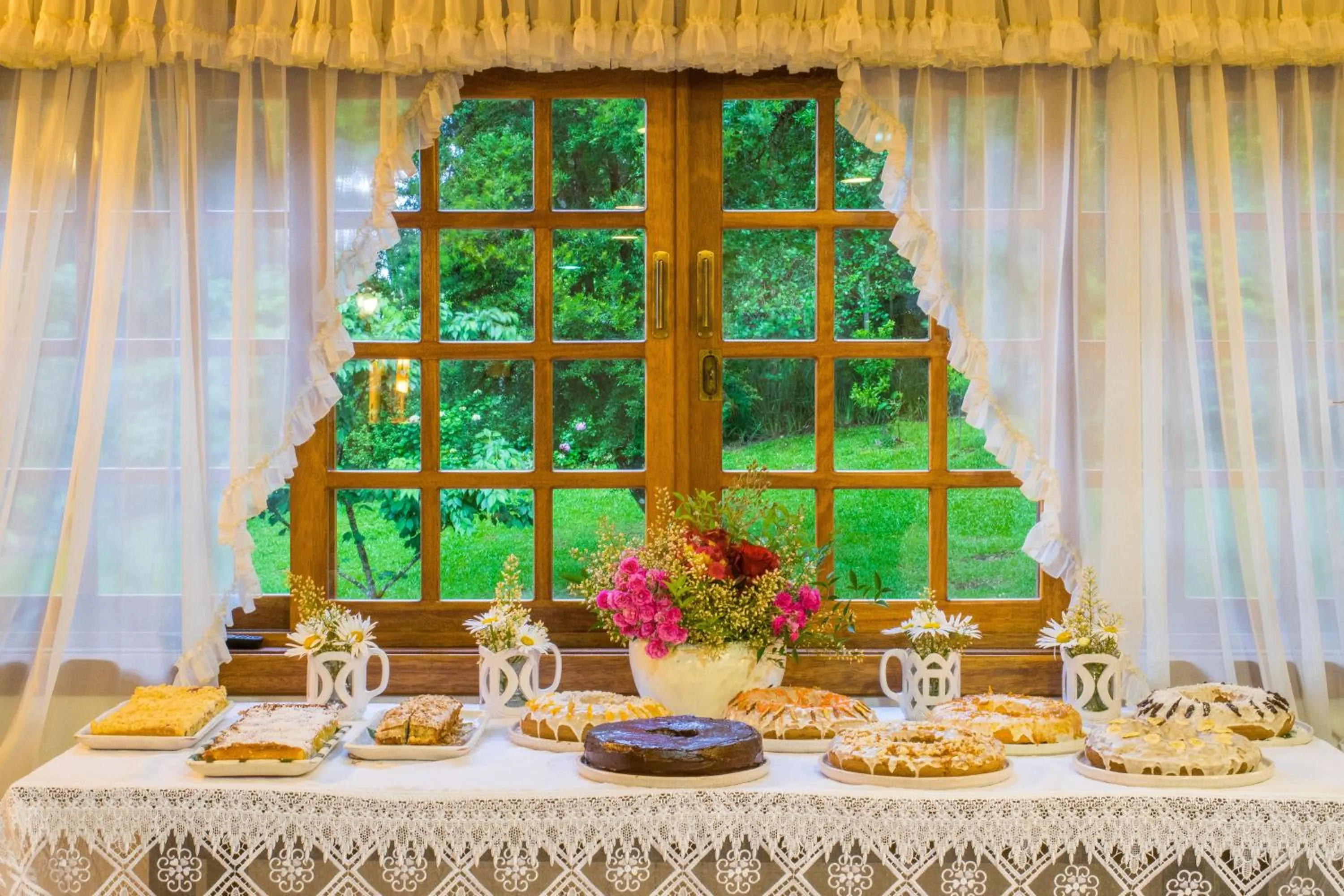 Breakfast in Hotel Azaleia