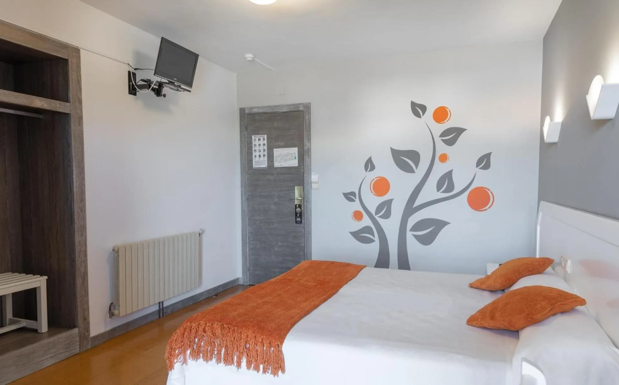 Bed in Hotel Los Naranjos