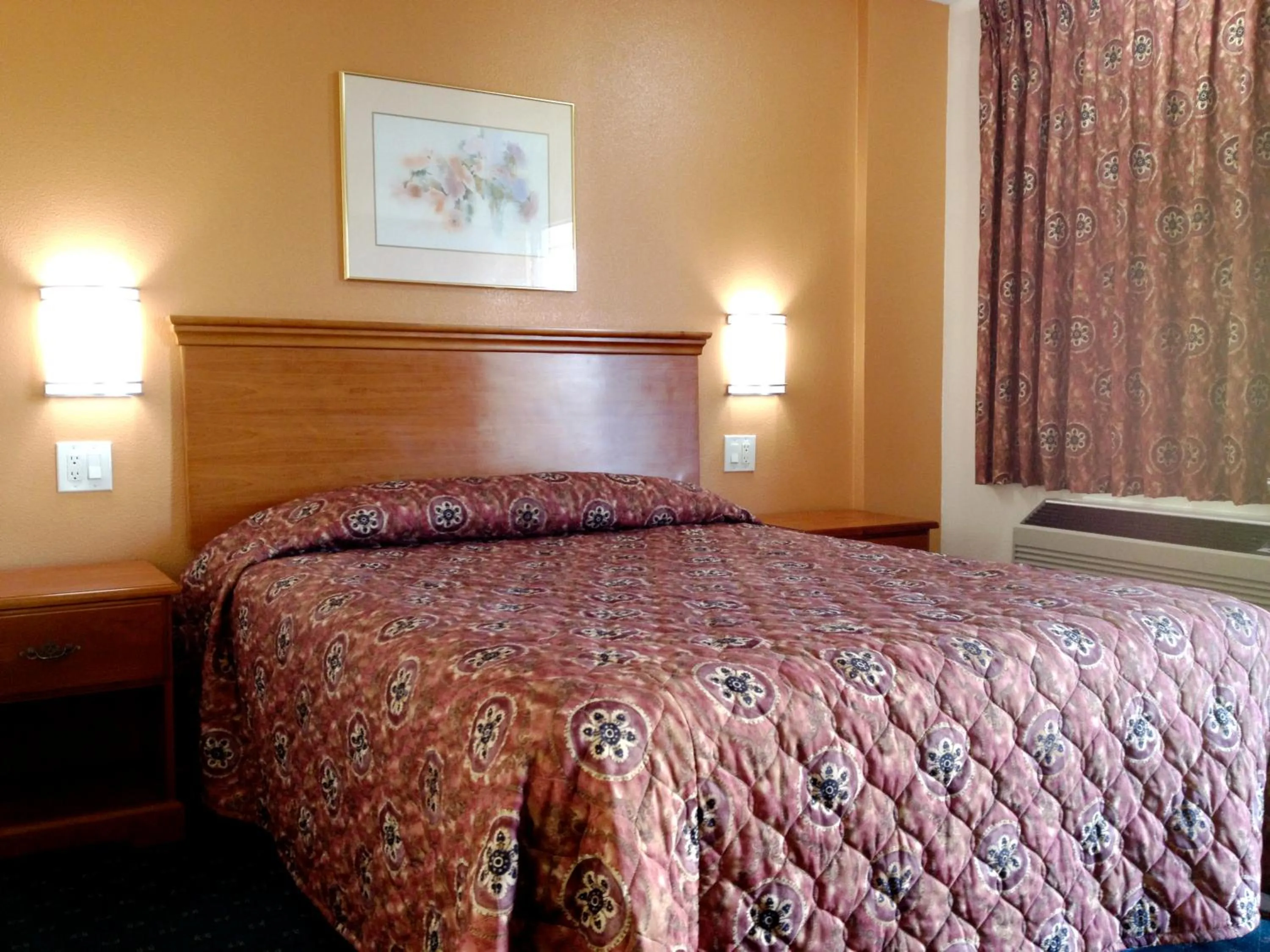 Bedroom, Bed in Harvey's Motel SDSU La Mesa San Diego