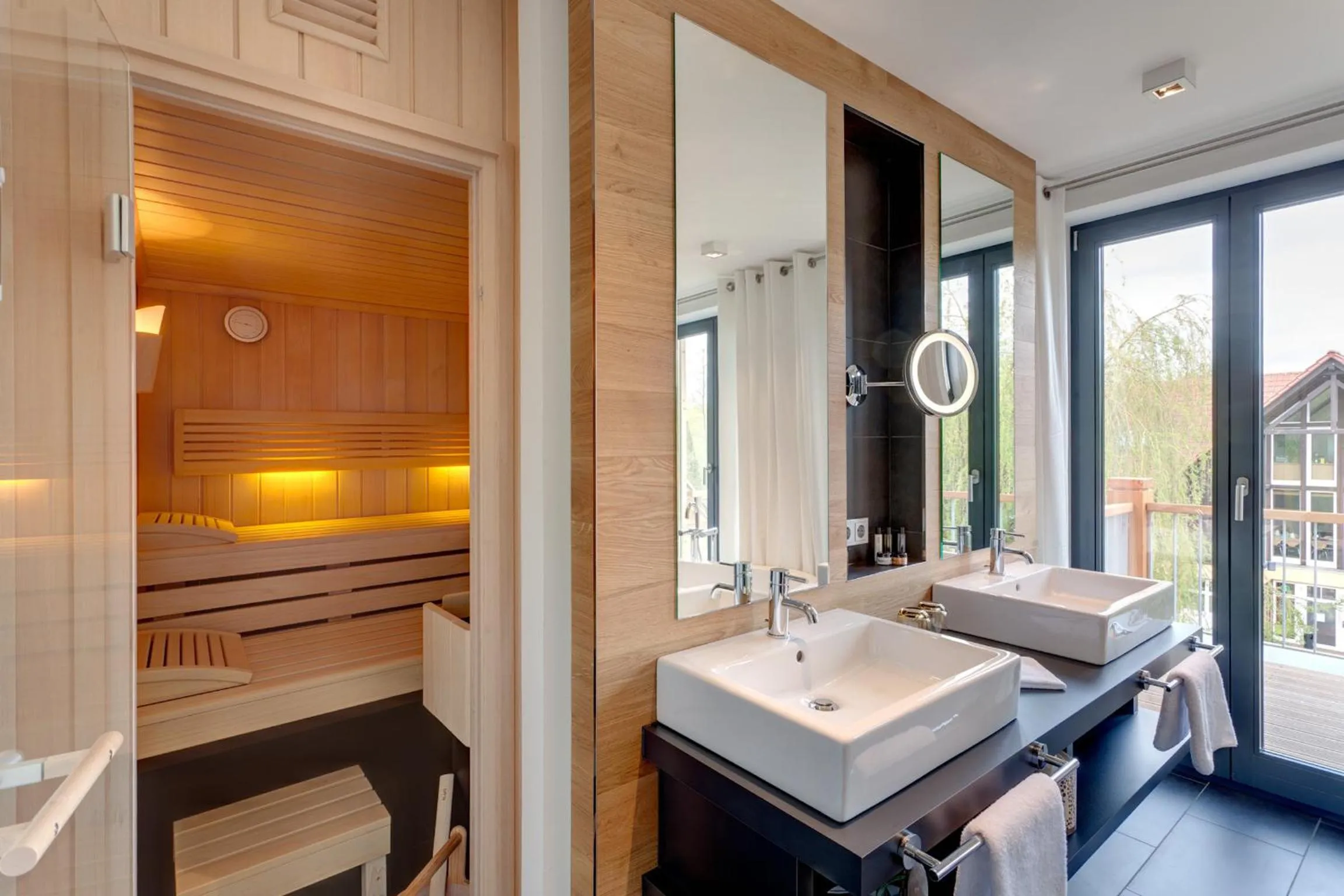 Bathroom in Hotel Strandhaus - Boutique Resort & Spa