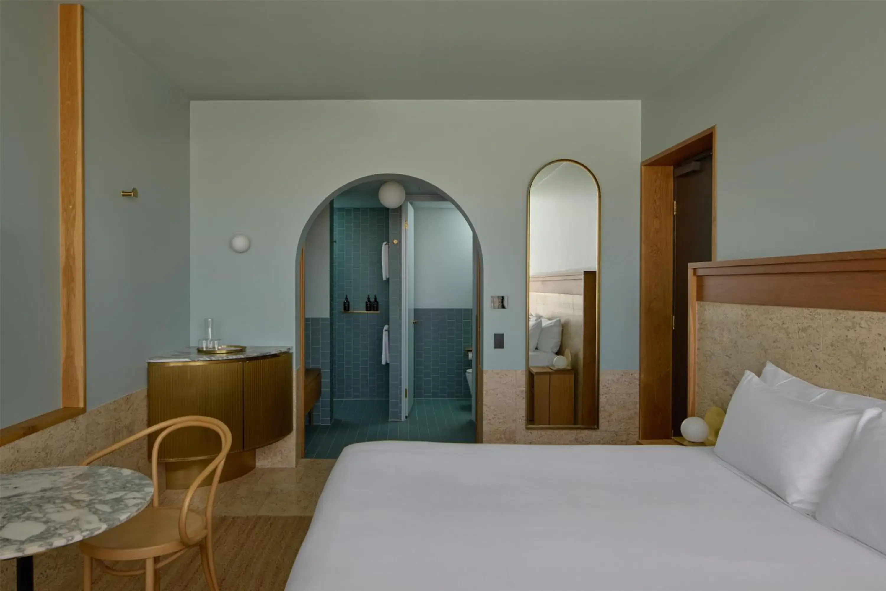 Bedroom, Bed in The Calile Hotel Bedroom, Bed in The Calile Hotel