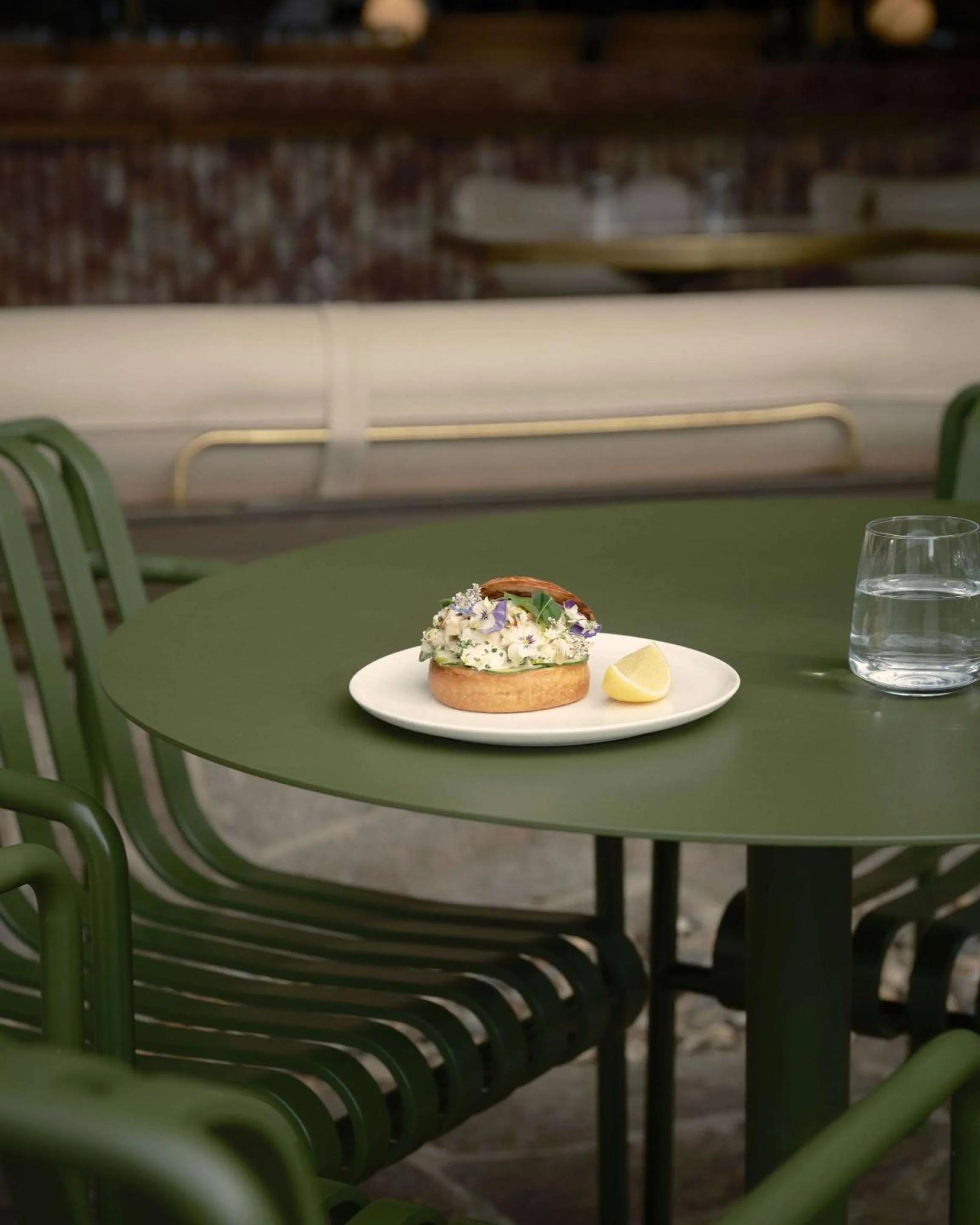 Restaurant/places to eat in The Calile Hotel