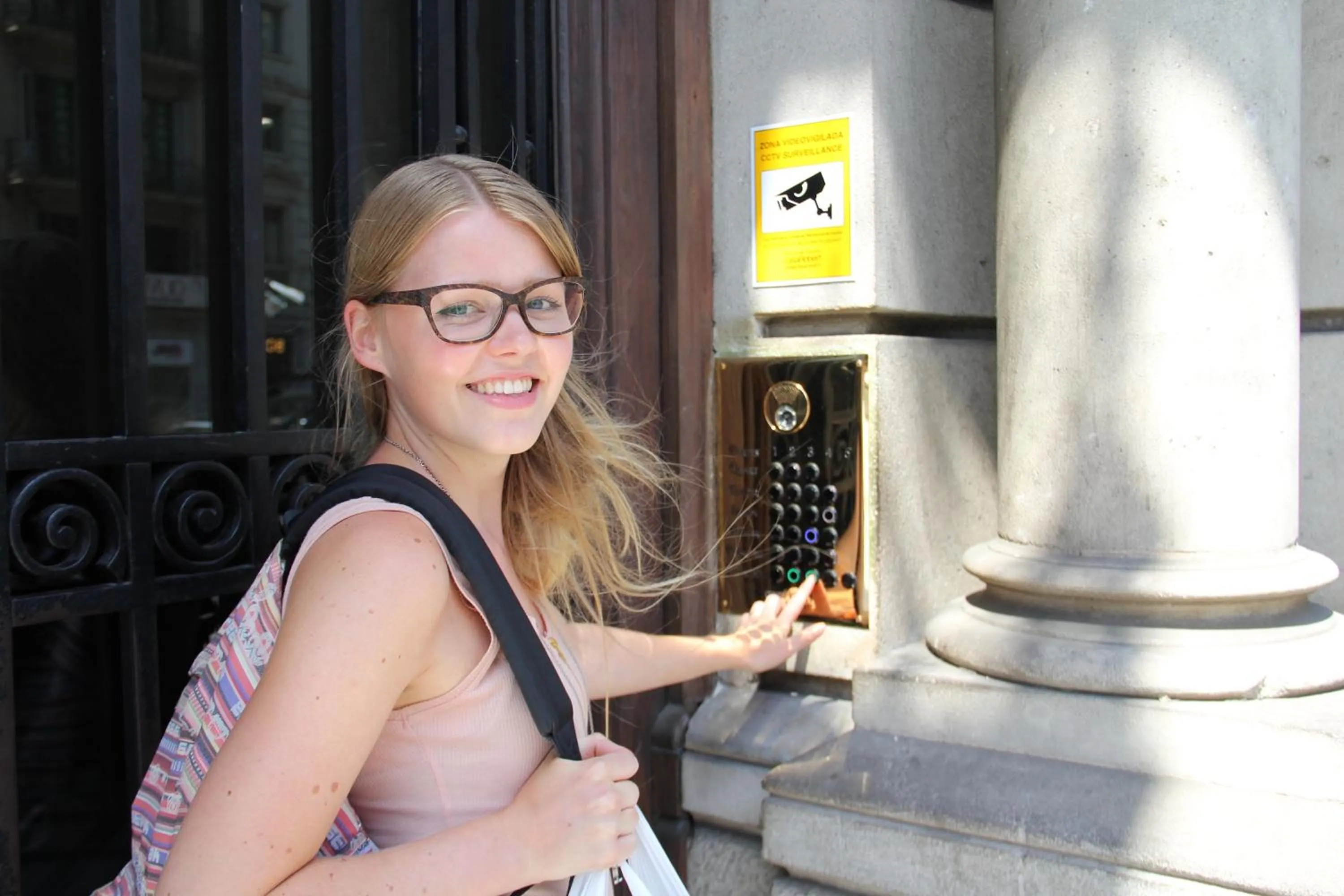 Facade/entrance in Alternative Creative Youth Hostel Barcelona