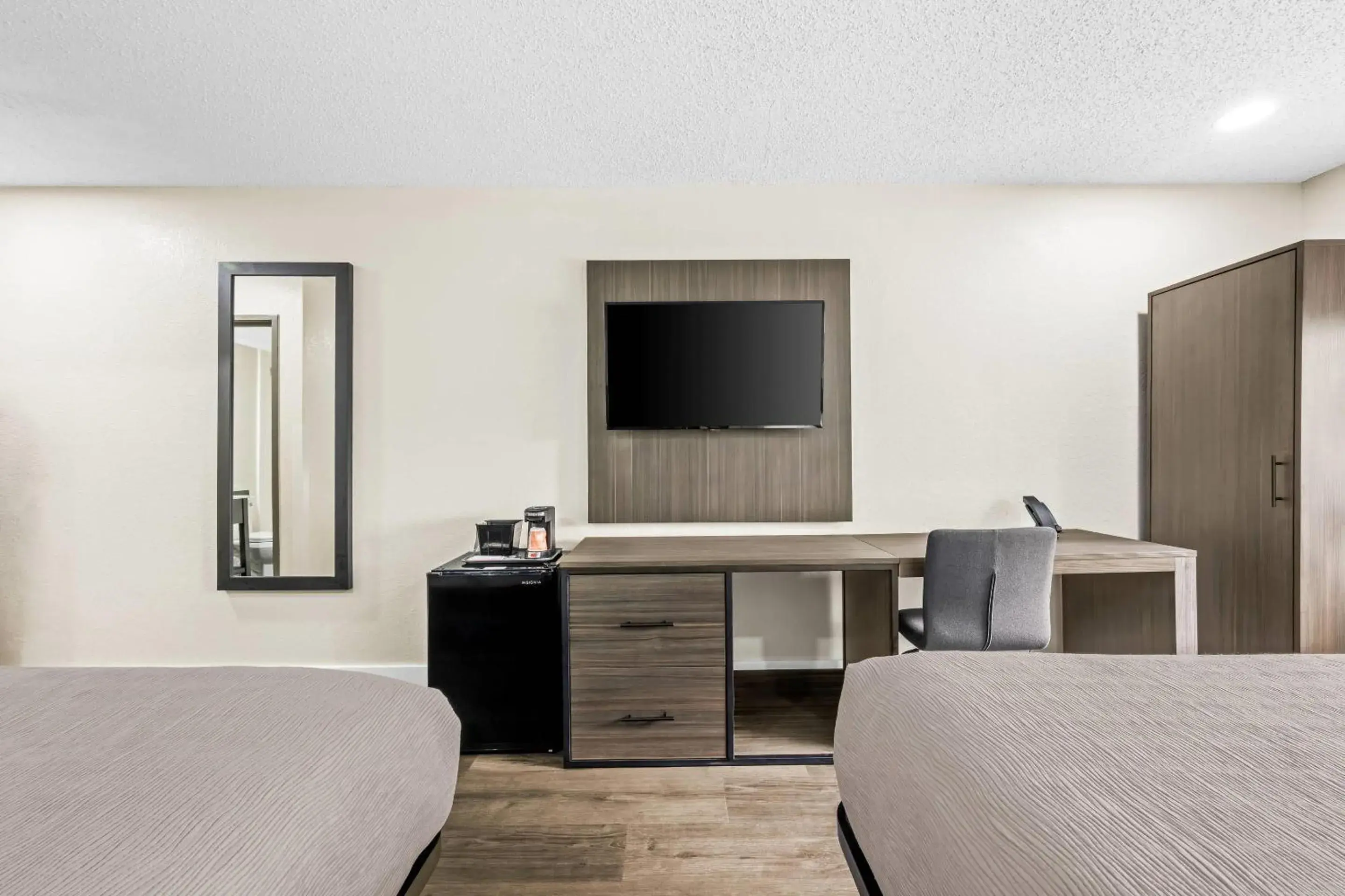 Bedroom, Bed in Quality Inn Bedroom, Bed in Quality Inn