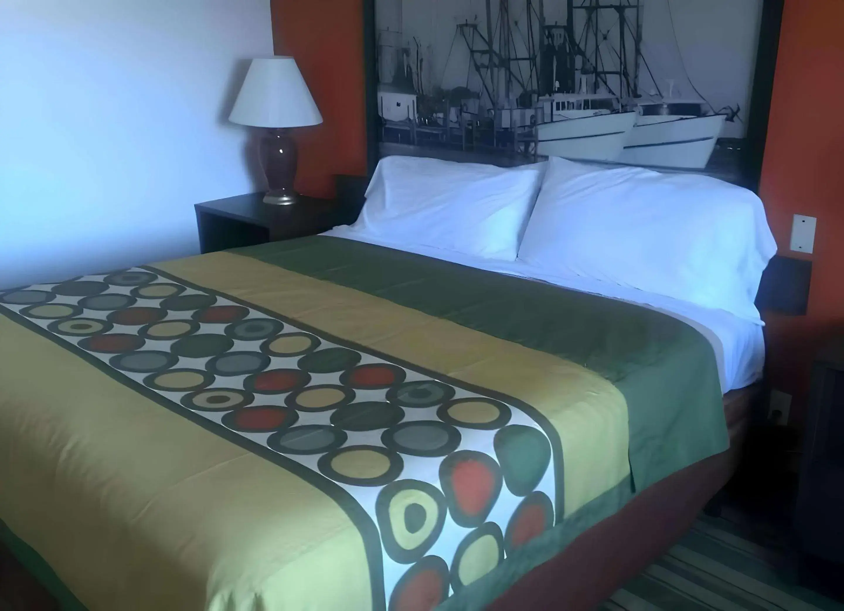 Bedroom, Bed in Super 8 by Wyndham West Haven Bedroom, Bed in Super 8 by Wyndham West Haven