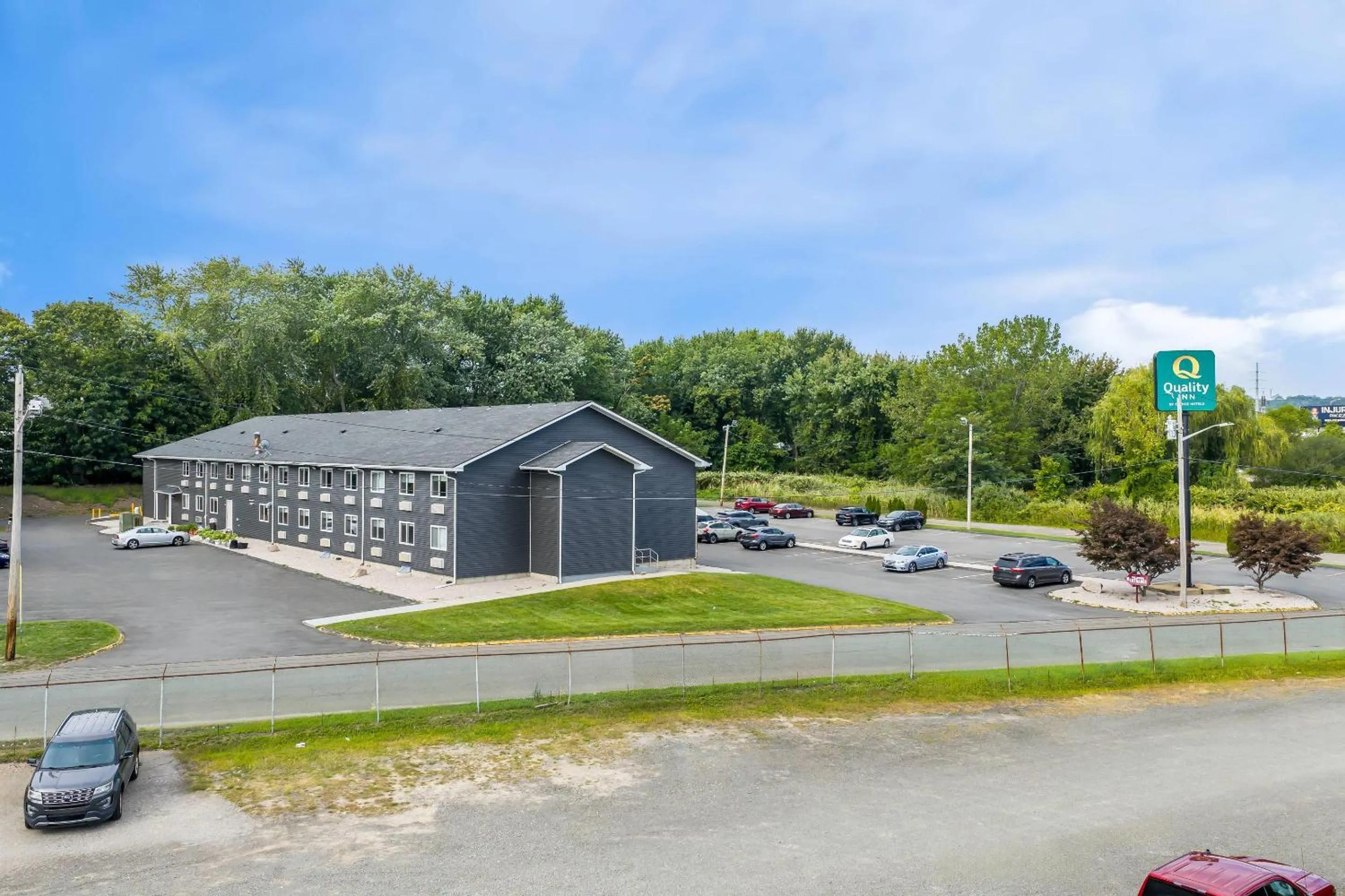 Property building in Quality Inn