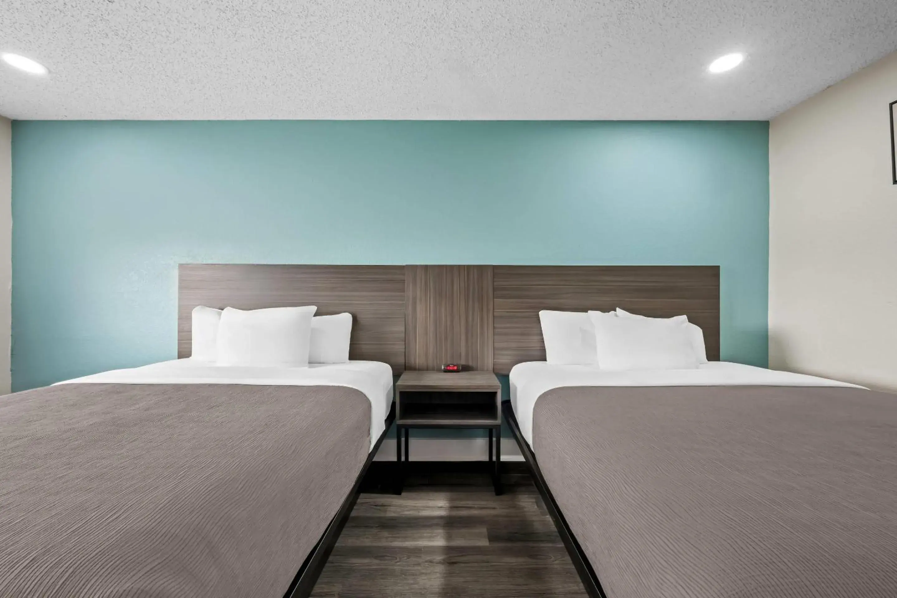 Bedroom, Bed in Quality Inn Bedroom, Bed in Quality Inn