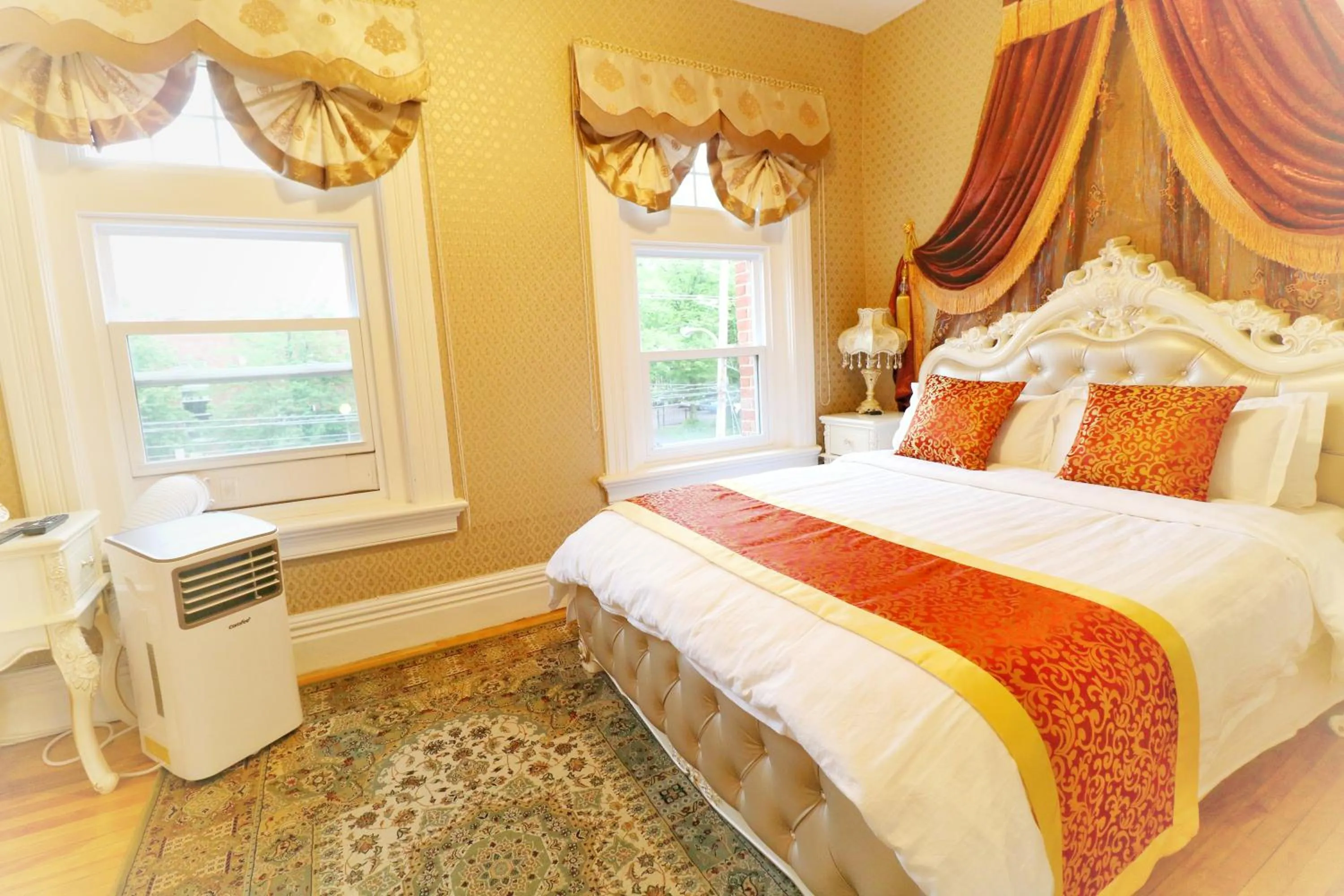 Garden view, Bed in Prince inn