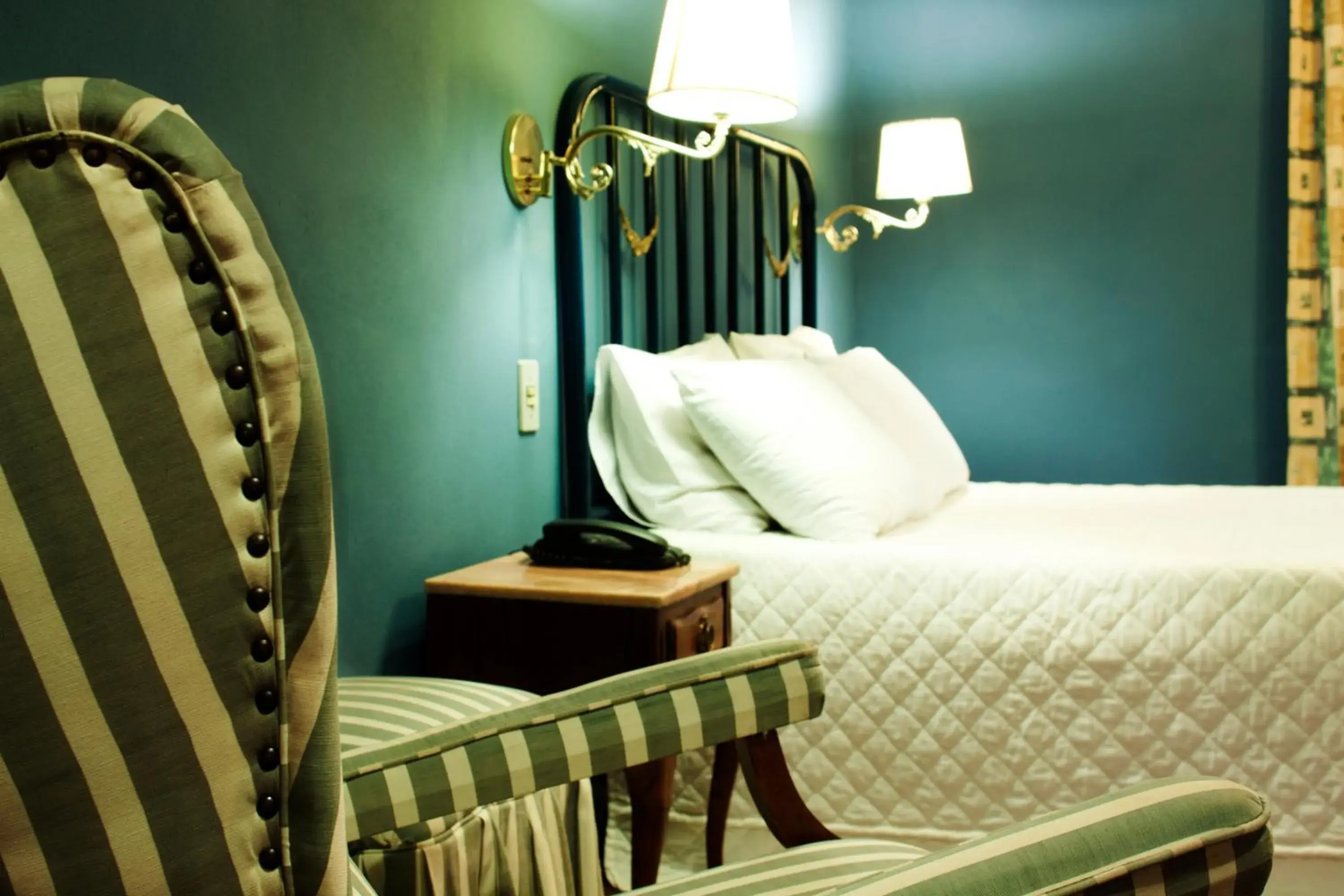 Deluxe Double Room with Balcony in Pousada Casa Rosa Deluxe Double Room with Balcony in Pousada Casa Rosa