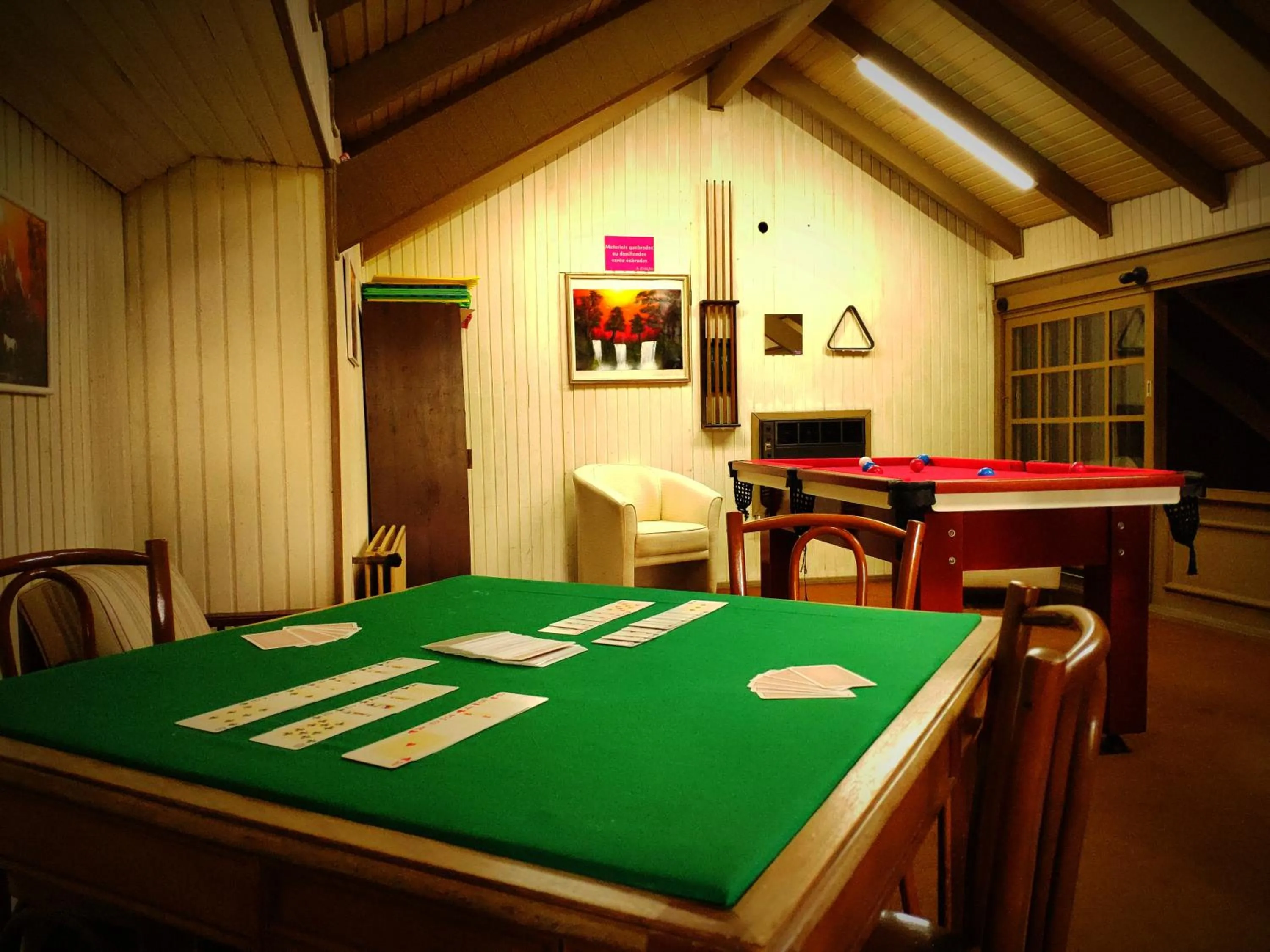 Billiard in Pousada Casa Rosa
