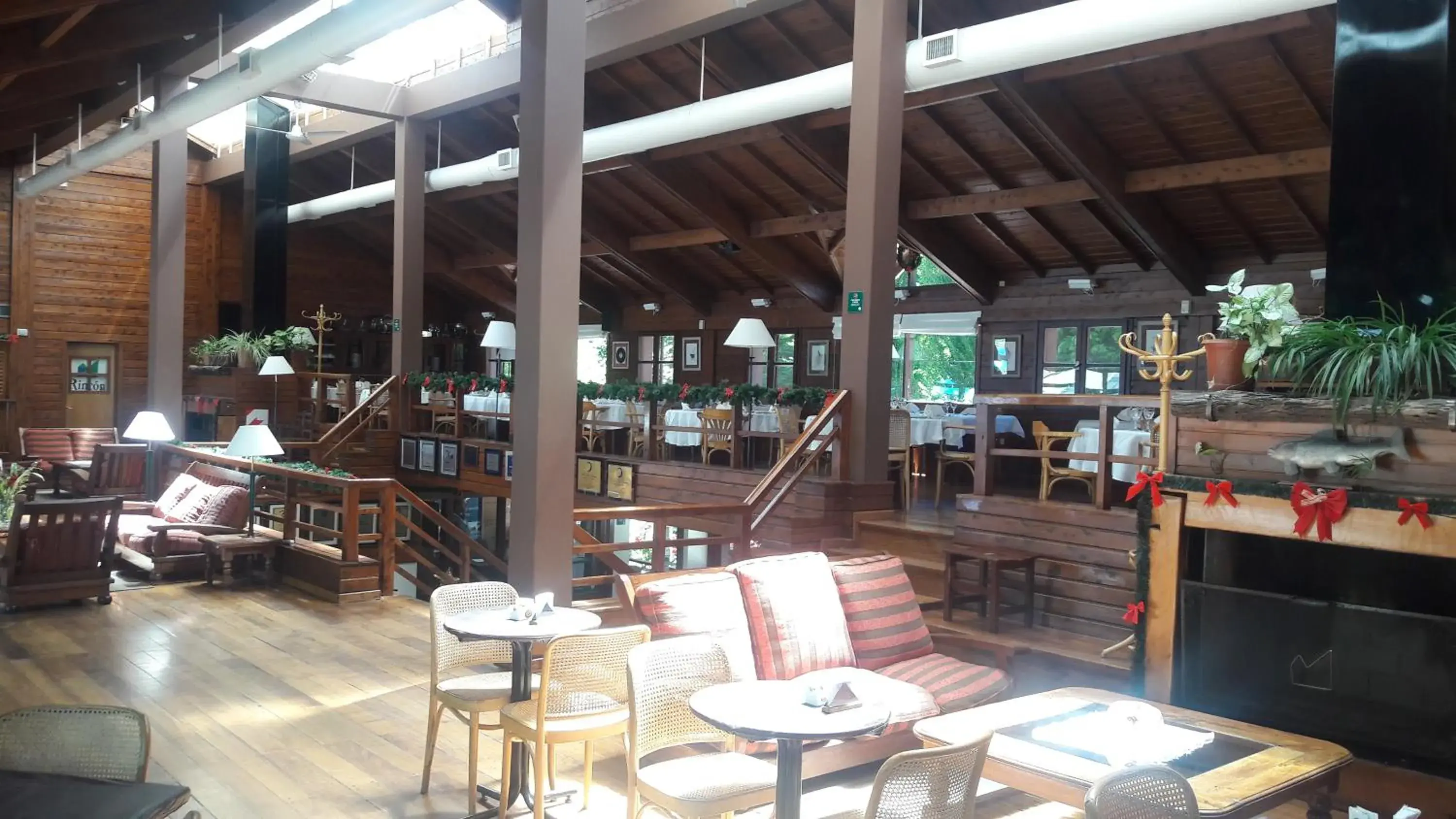 Restaurant/places to eat in Rincón de los Andes Resort Restaurant/places to eat in Rincón de los Andes Resort
