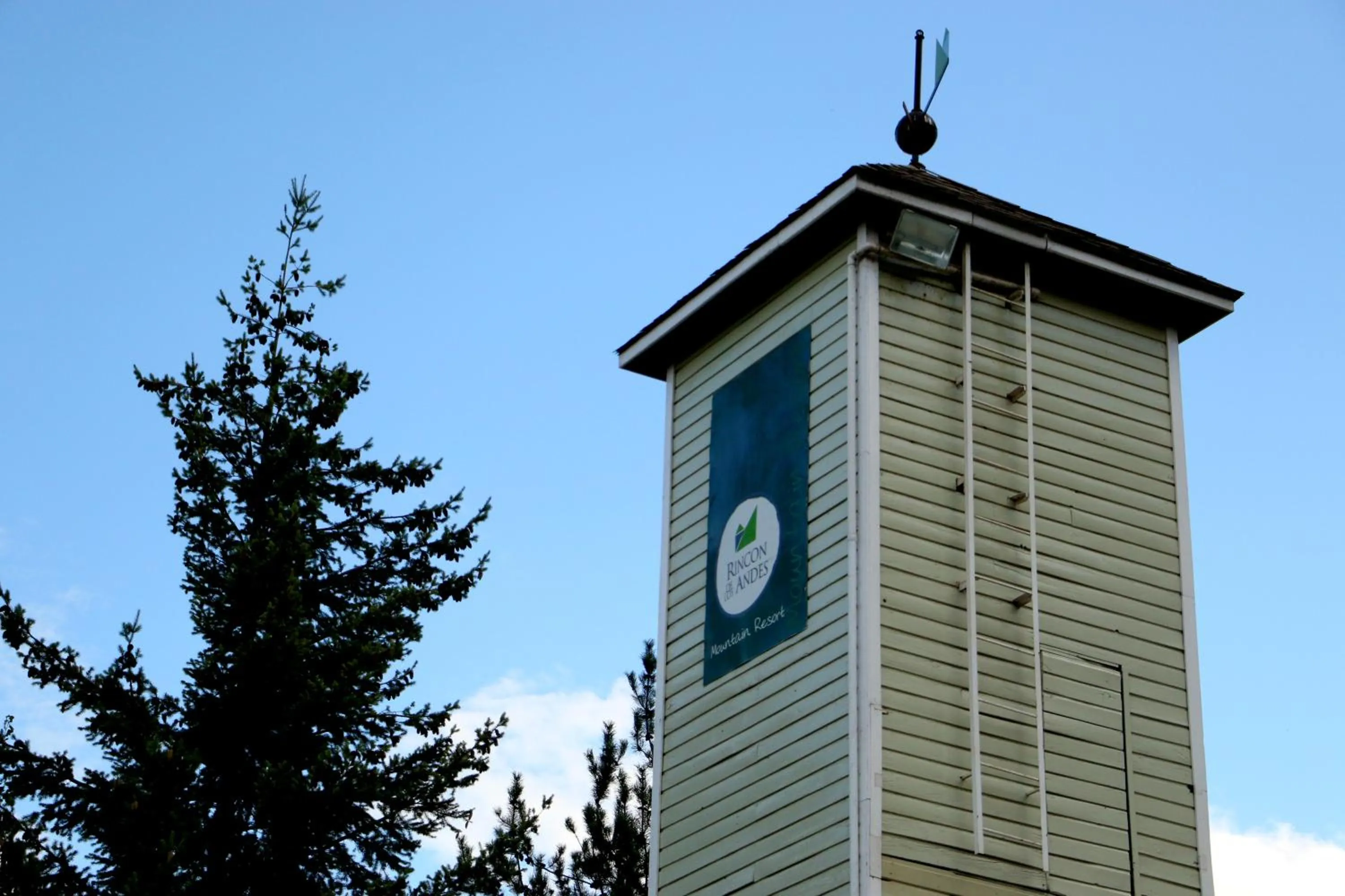 Property logo or sign in Rincón de los Andes Resort