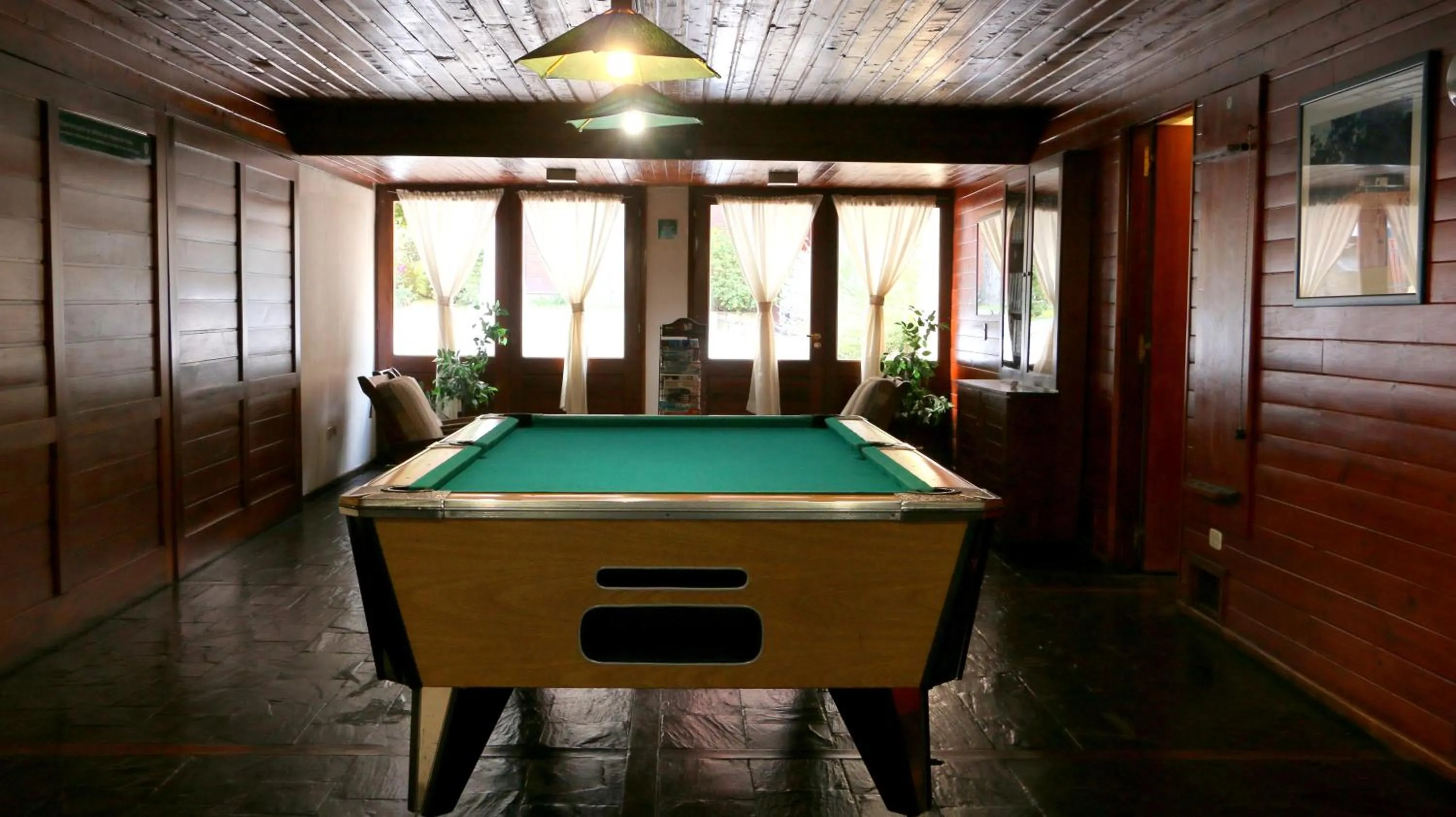 Billiard in Rincón de los Andes Resort