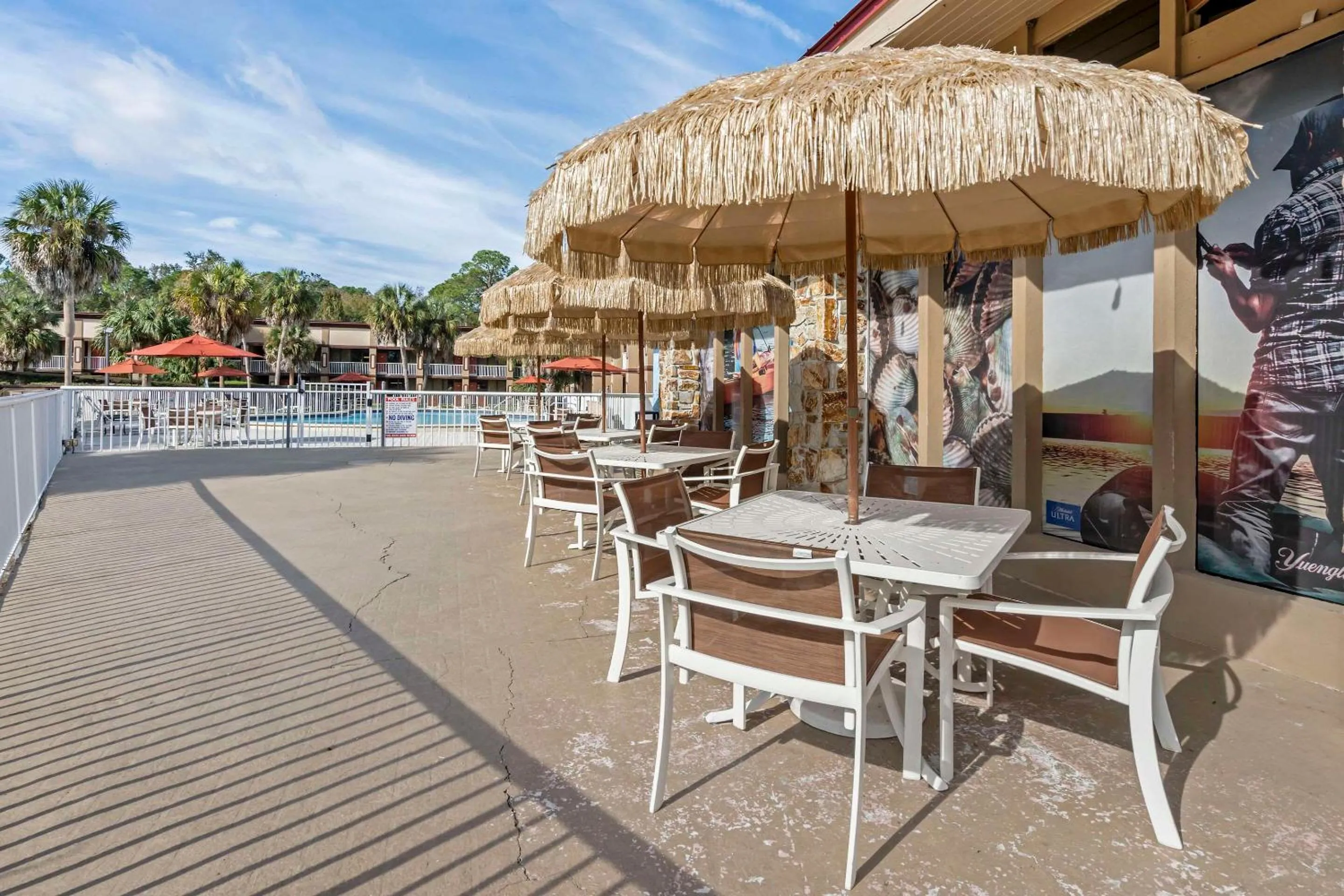 Property building in Rodeway Inn