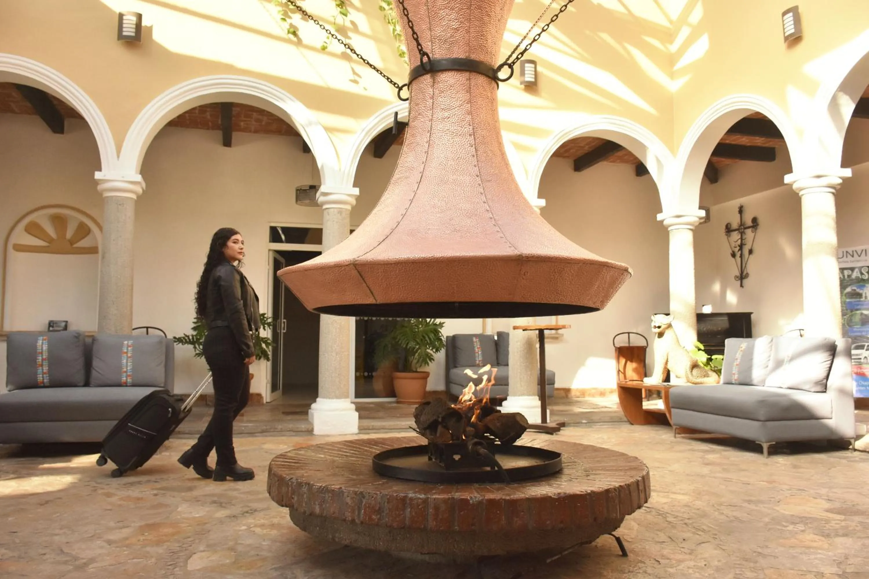 Property building in Hotel Villa Mercedes San Cristobal