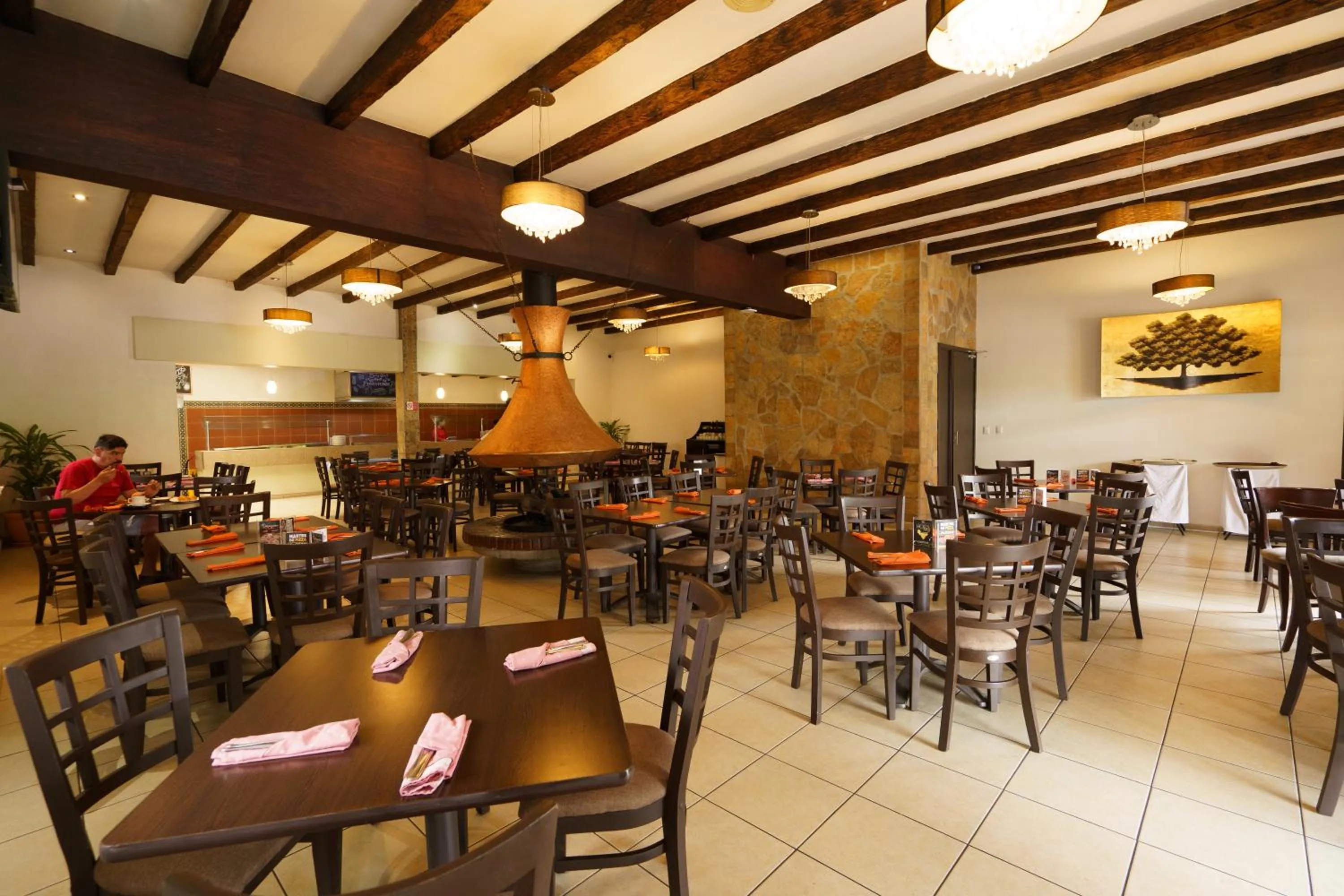 Restaurant/places to eat in Hotel Villa Mercedes San Cristobal