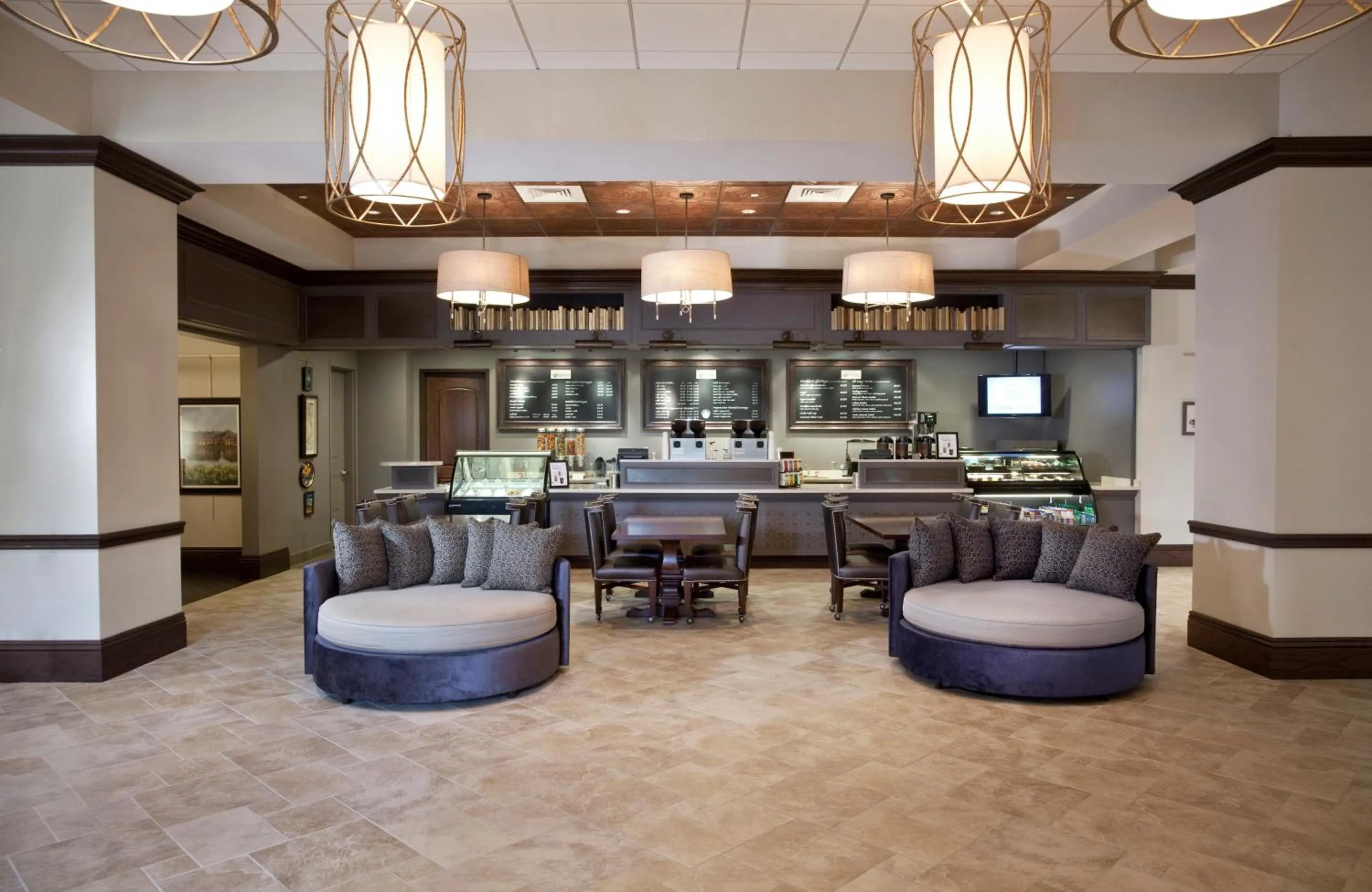 Lounge or bar in Wyndham Grand Orlando Resort Bonnet Creek