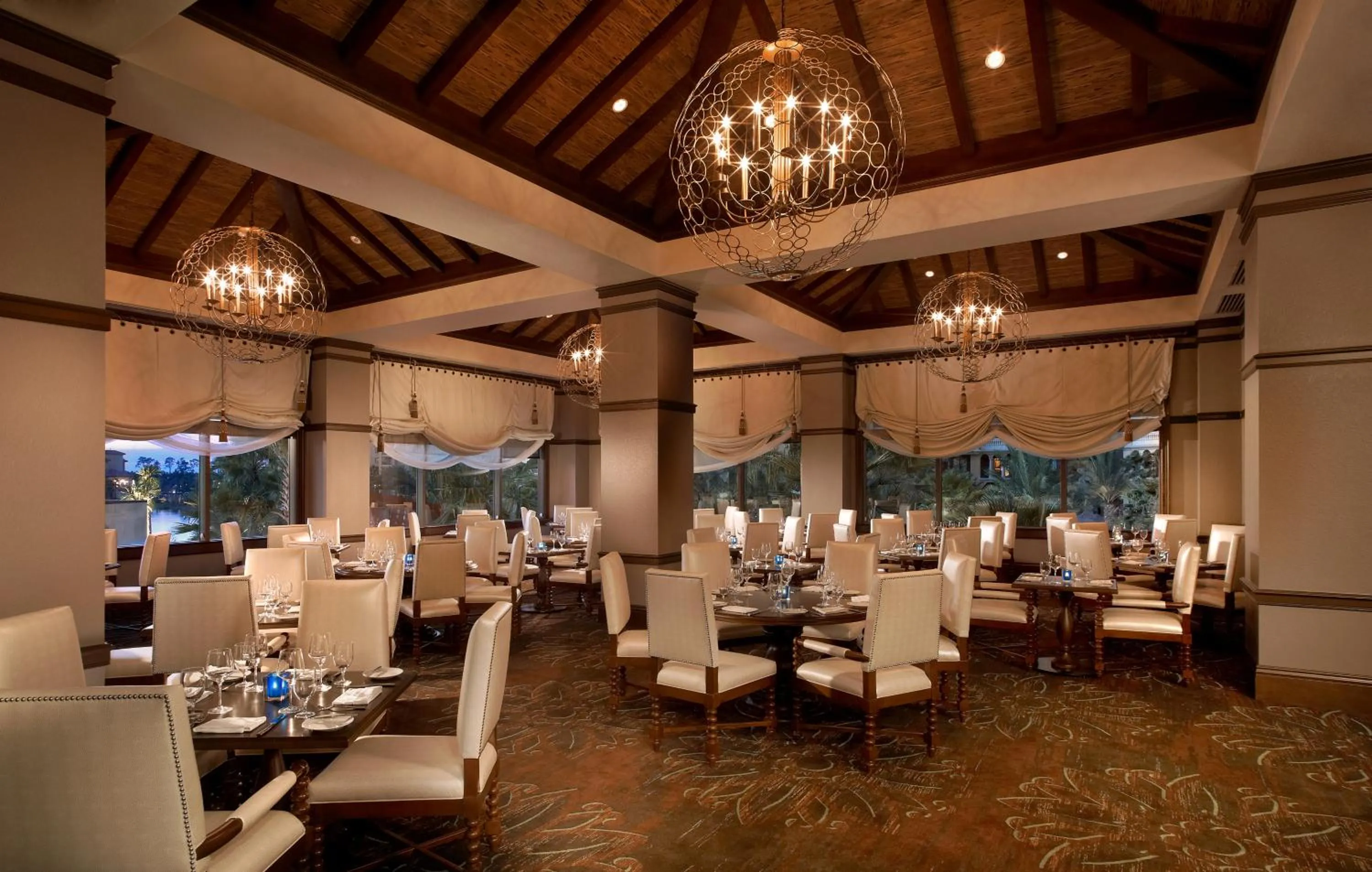 Restaurant/places to eat in Wyndham Grand Orlando Resort Bonnet Creek