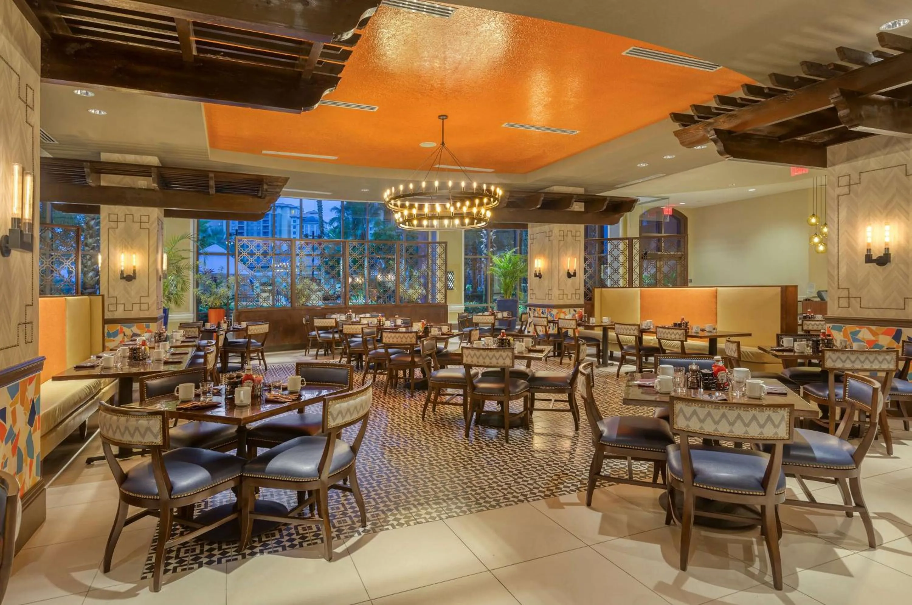Restaurant/places to eat in Wyndham Grand Orlando Resort Bonnet Creek