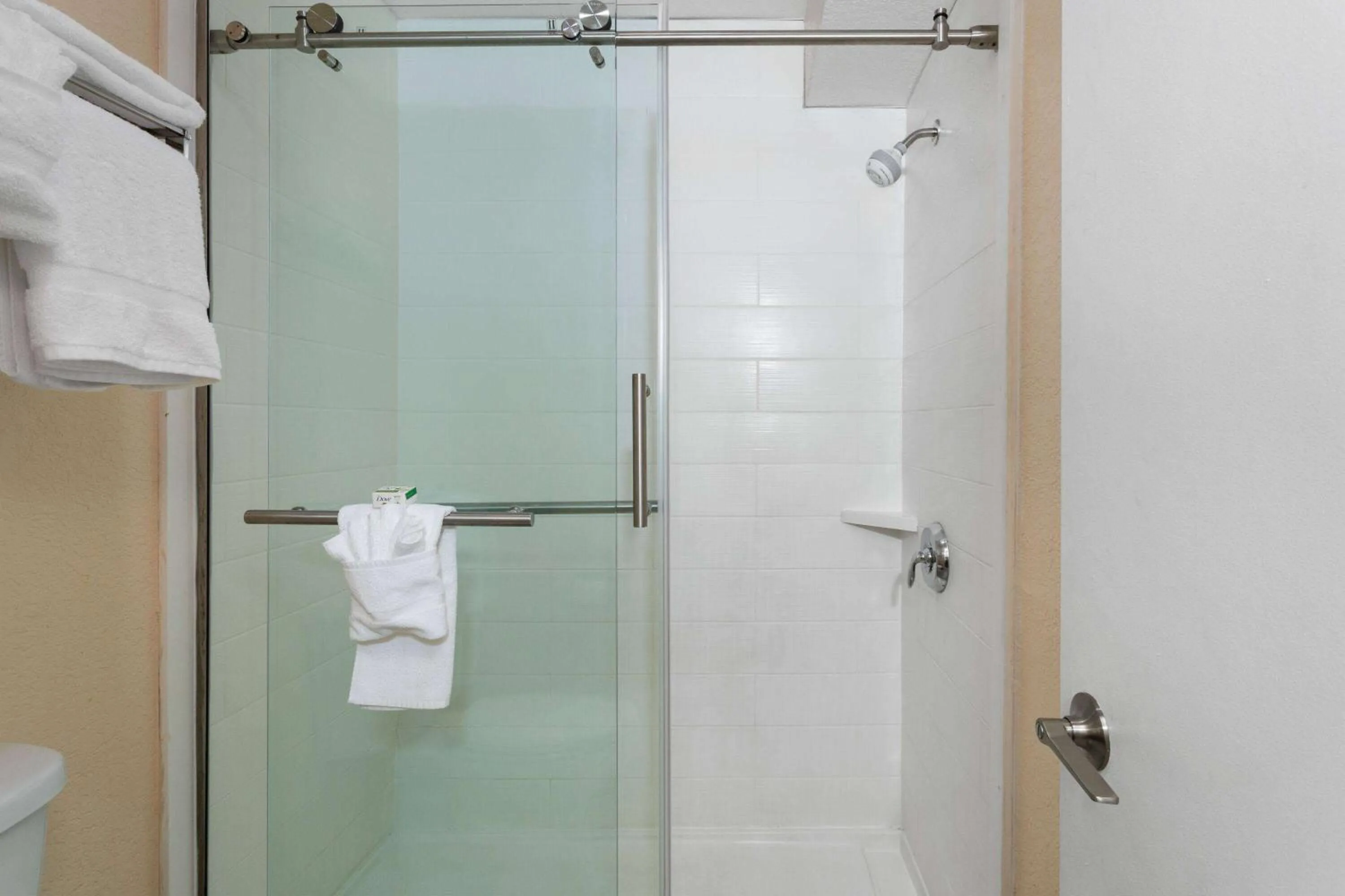 Bathroom in Baymont by Wyndham Punta Gorda/Port Charlotte