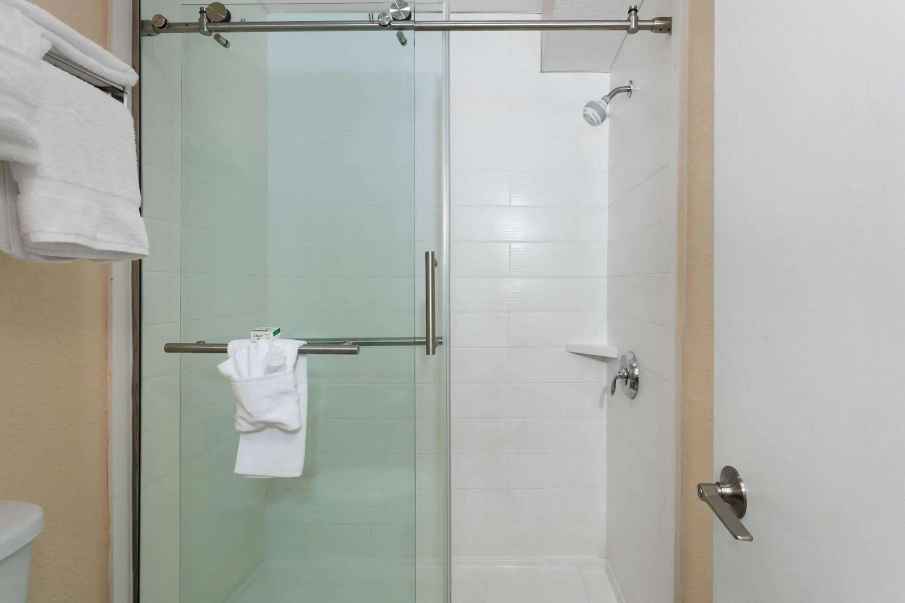 Bathroom in Baymont by Wyndham Punta Gorda/Port Charlotte Bathroom in Baymont by Wyndham Punta Gorda/Port Charlotte