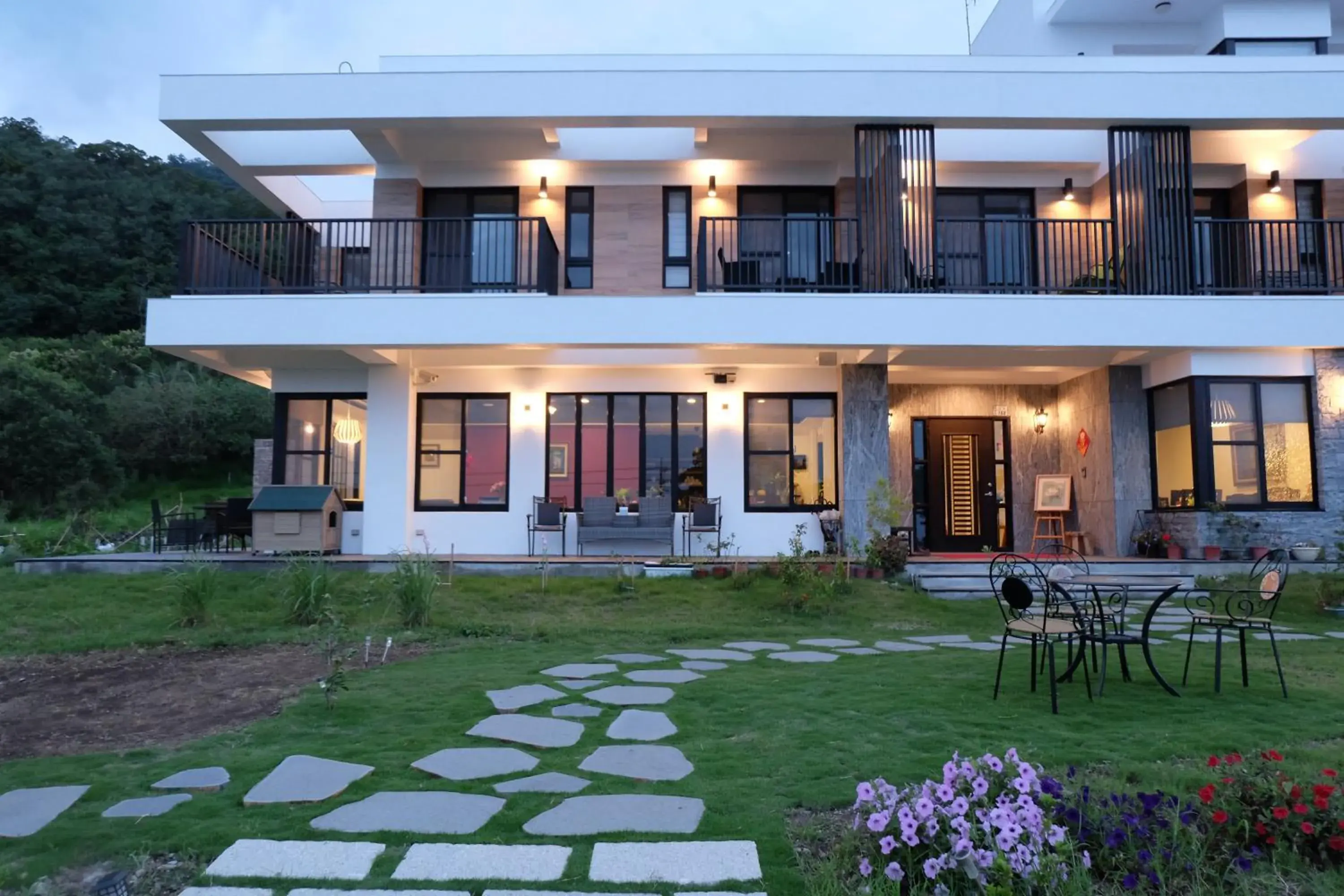 Moonlit Seaview Homestay Moonlit Seaview Homestay