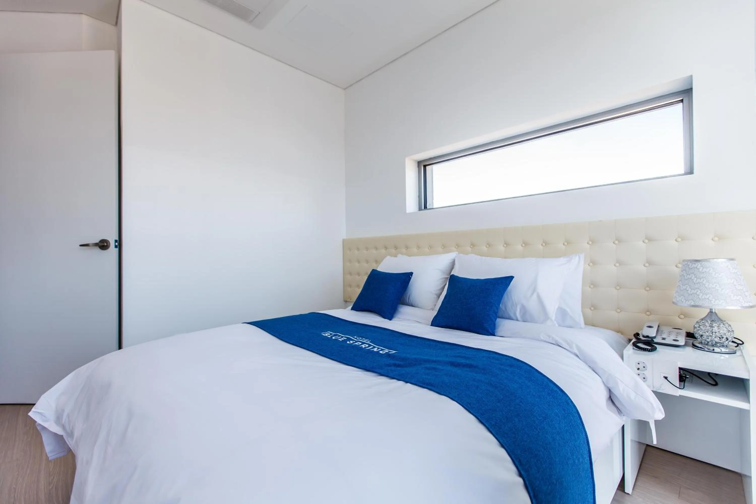 Bed in Blue Spring Hotel