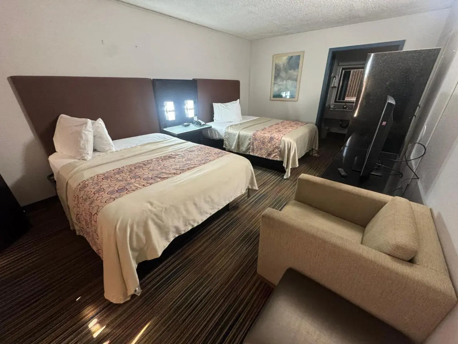 Bedroom, Bed in Discovery Inn Lafayette Bedroom, Bed in Discovery Inn Lafayette