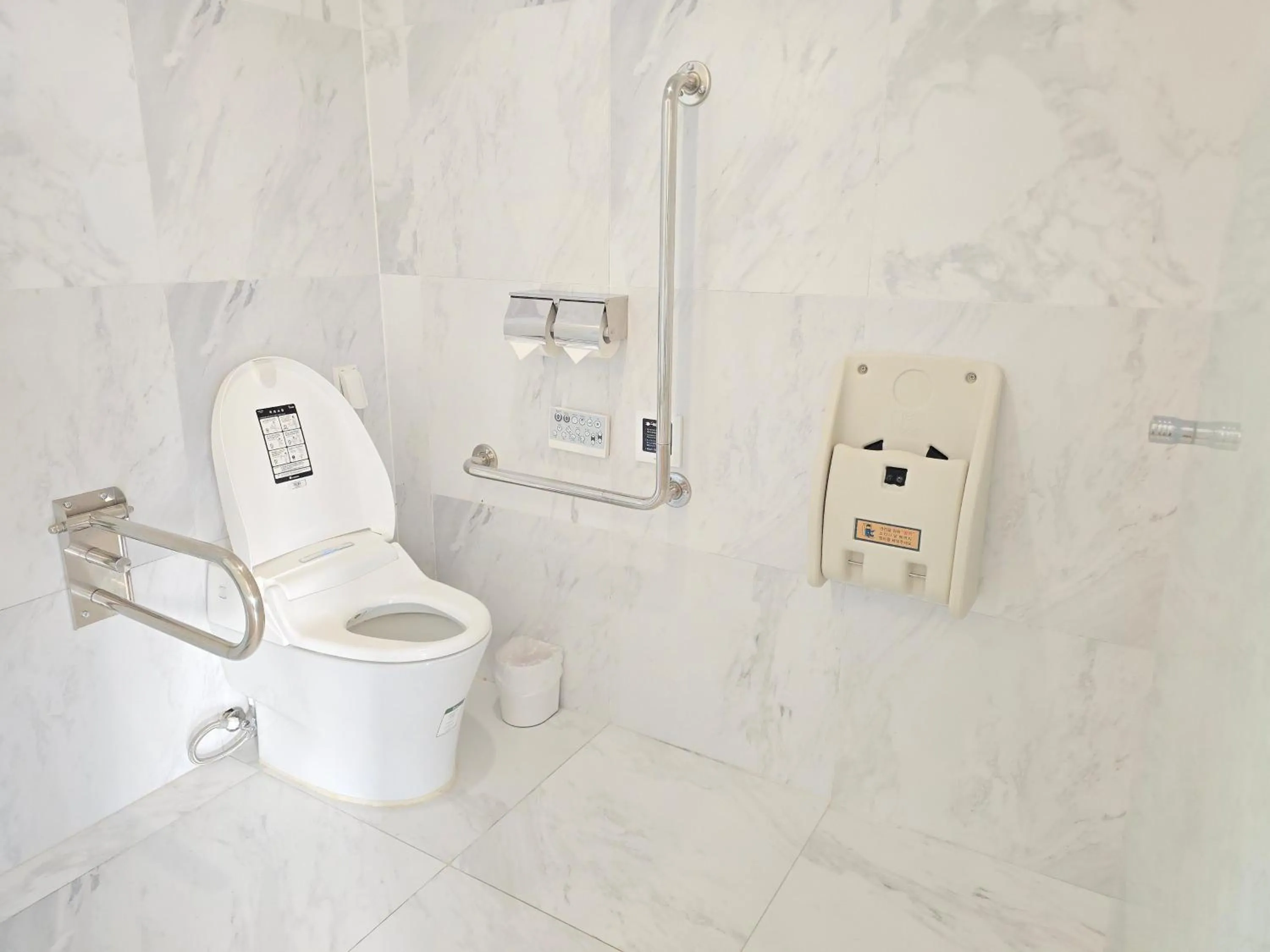 Bathroom in JK Blossom Hotel