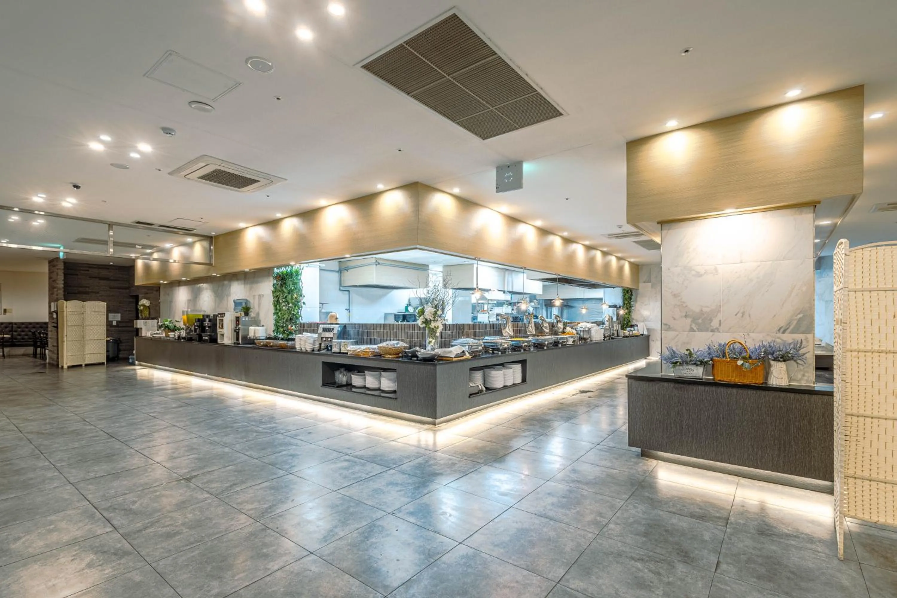 Restaurant/places to eat in JK Blossom Hotel