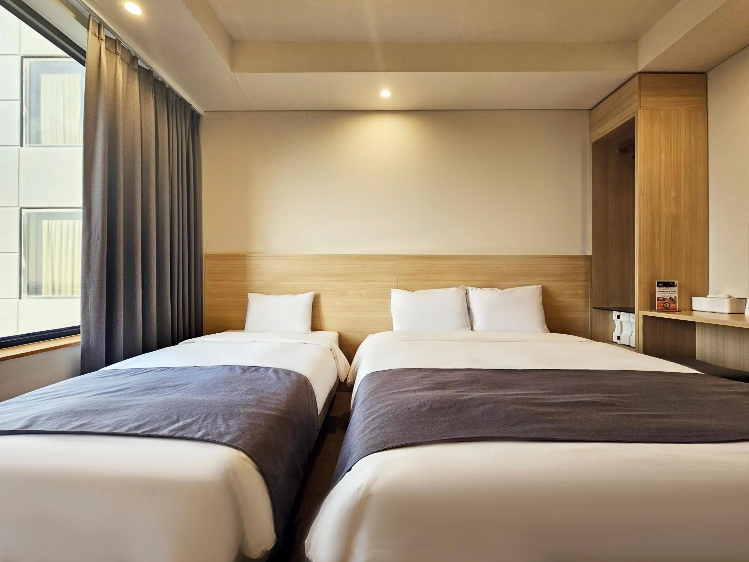 Bedroom, Bed in JK Blossom Hotel