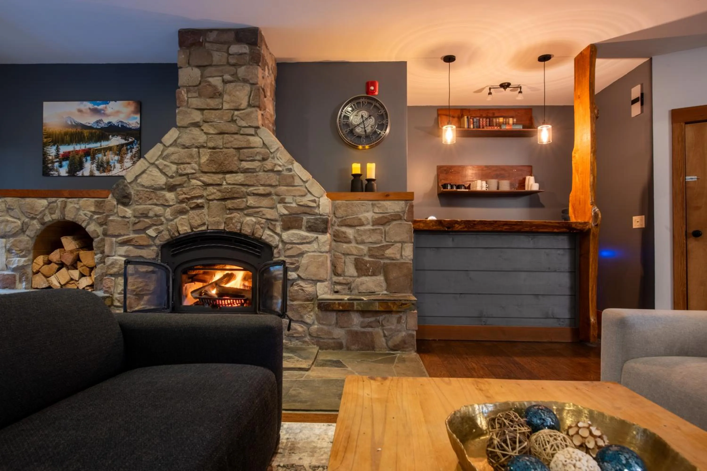 Lounge or bar in Winston Lodge