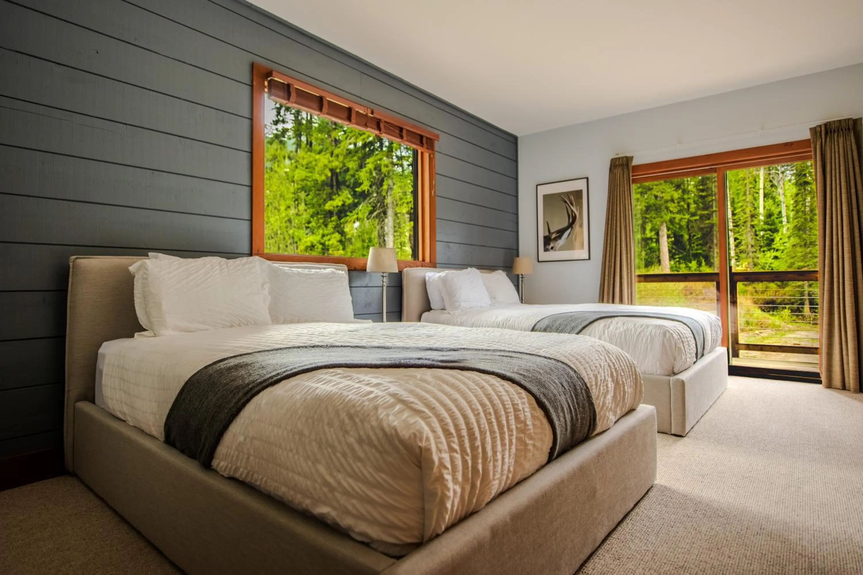 Bedroom, Bed in Winston Lodge