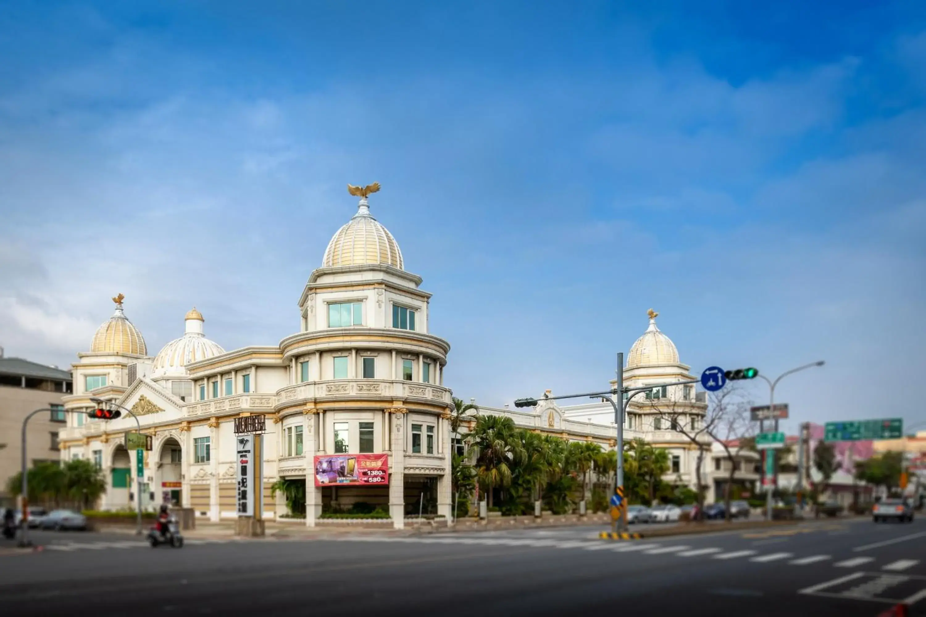 Property building in 國妃鷹堡時尚健康館King & Princess Motel Property building in 國妃鷹堡時尚健康館King & Princess Motel