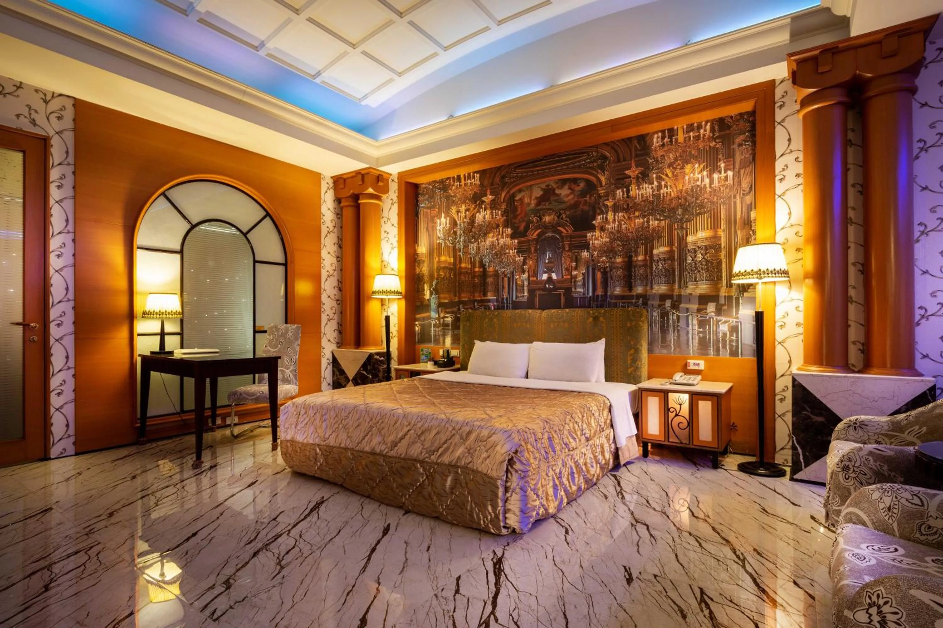 Bed in 國妃鷹堡時尚健康館King & Princess Motel