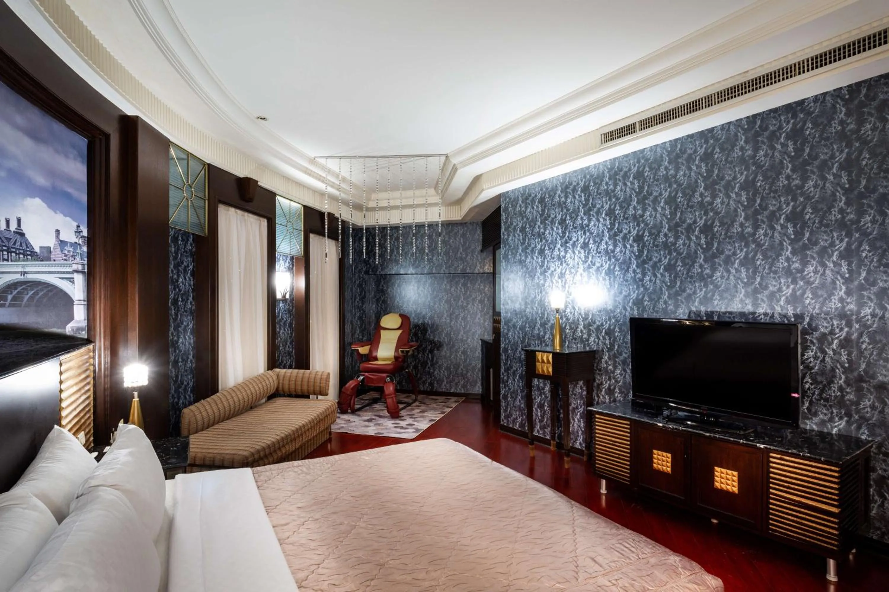 Photo of the whole room, Bed in 國妃鷹堡時尚健康館King & Princess Motel
