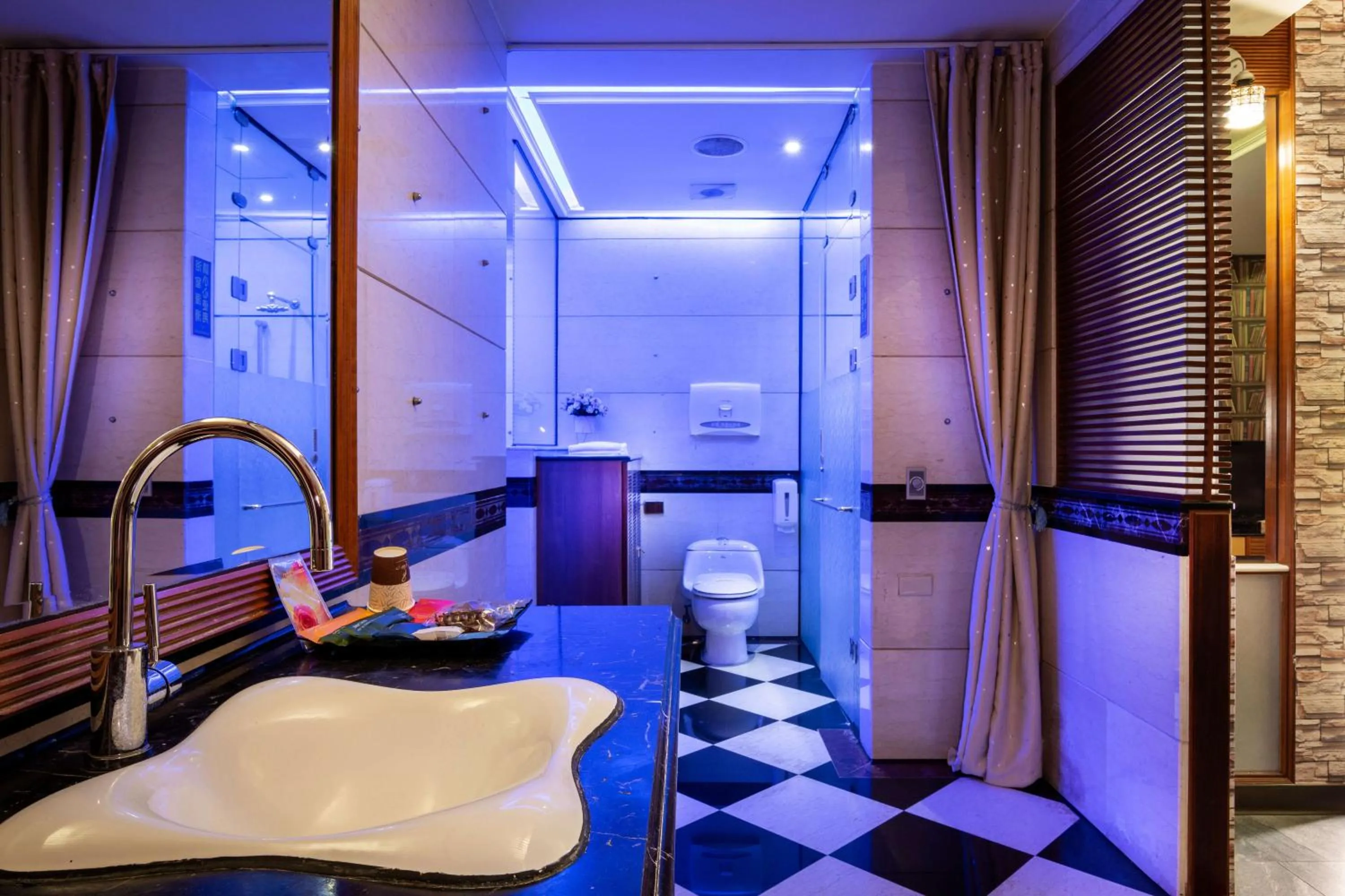 Bathroom in 國妃鷹堡時尚健康館King & Princess Motel